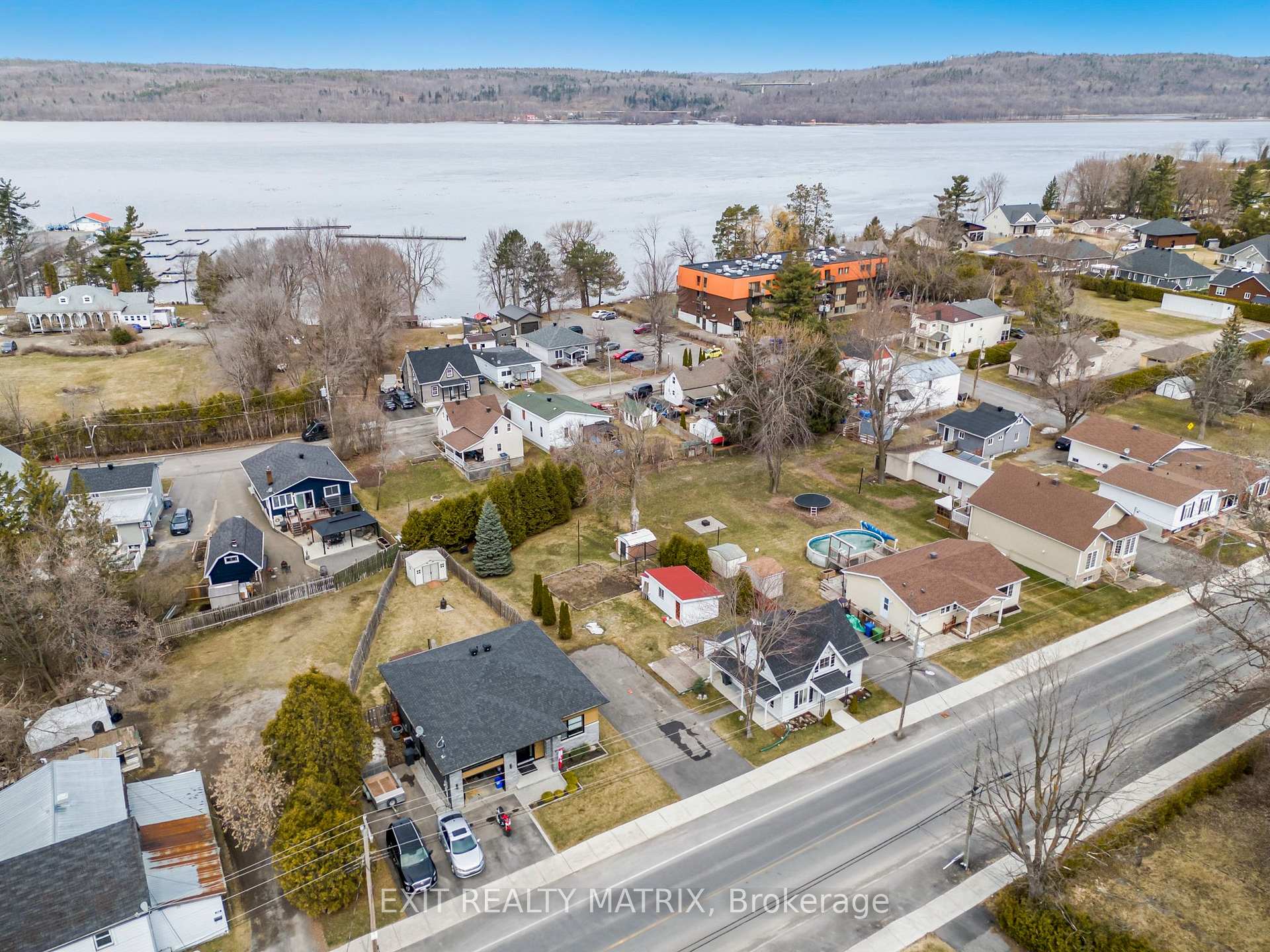 Photo 24 of 946 King Street, Champlain, L'Orignal — HOMEH