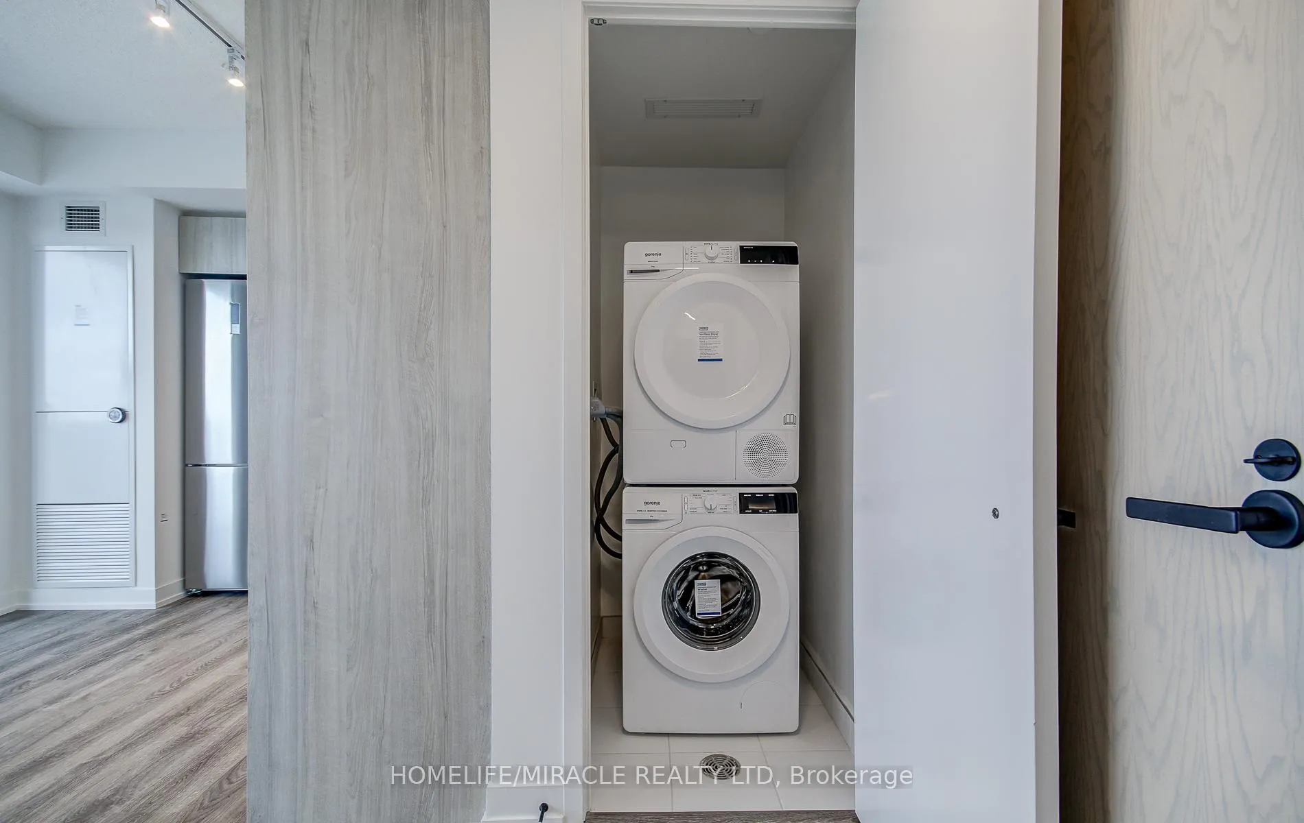Photo 48 of Unit 4312, 195 Commerce Street, Vaughan, Vaughan Corporate Centre — HOMEH