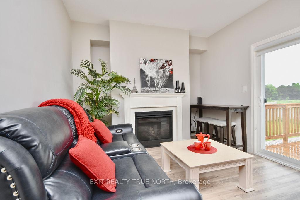 Photo 13 of 226 Springfield Crescent, Clearview, Stayner — HOMEH