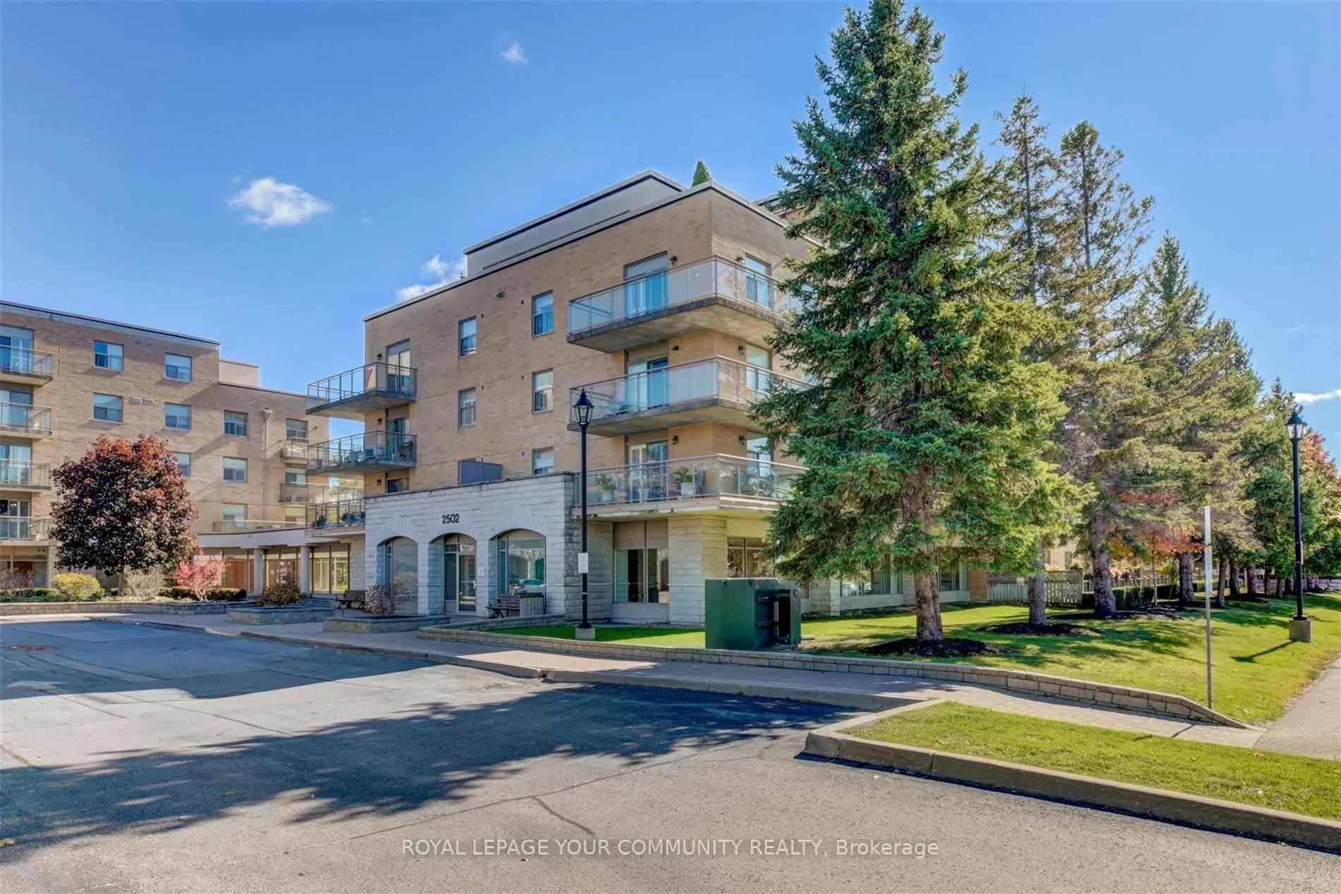 Front of Unit 307, 2502 Rutherford Road