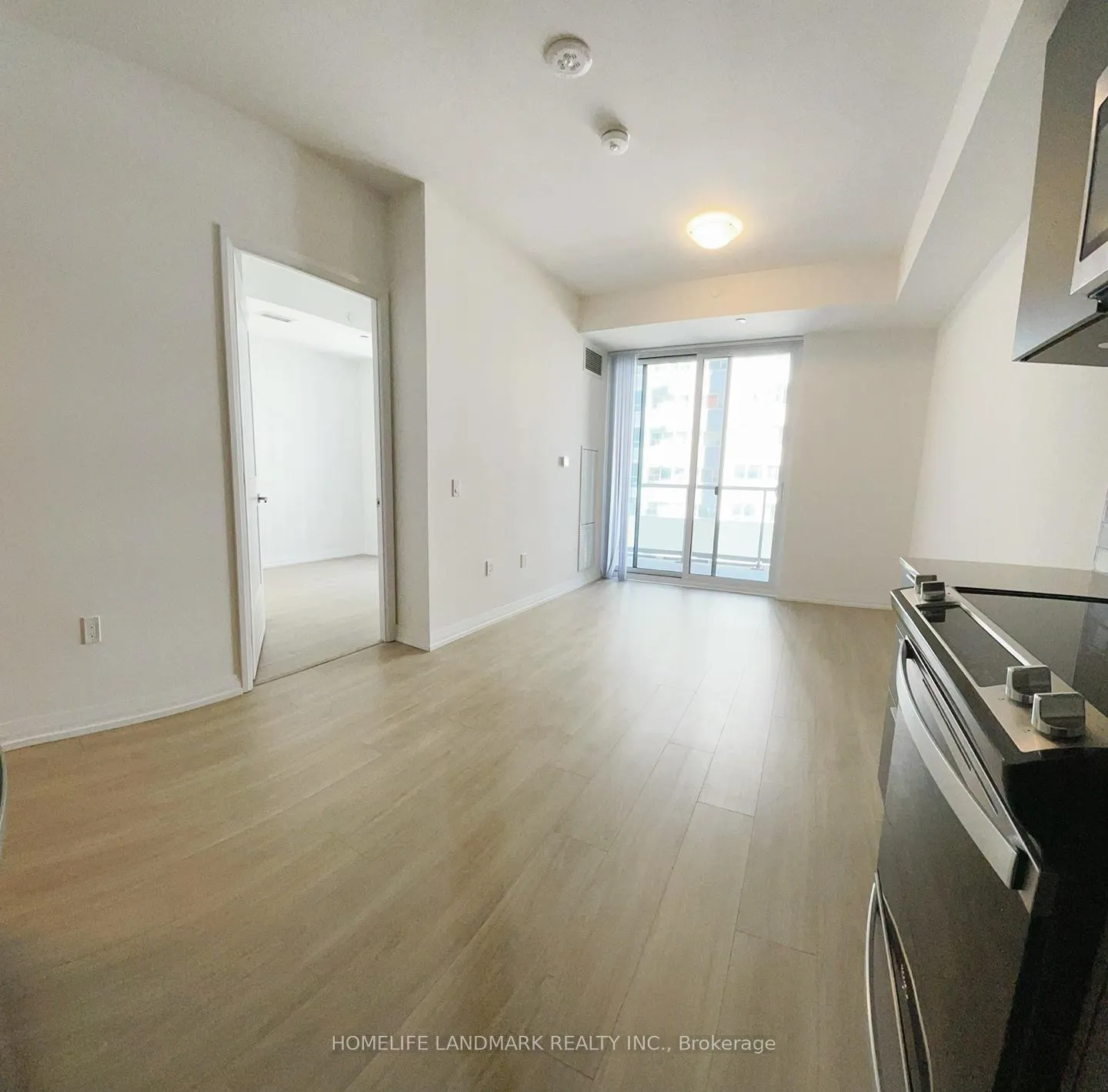 Photo 4 of Unit 503, 25 Holly Street, Toronto, Mount Pleasant West — HOMEH