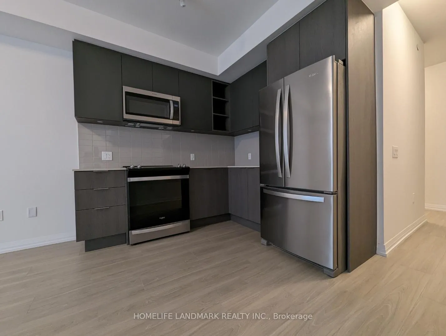 Photo 5 of Unit 503, 25 Holly Street, Toronto, Mount Pleasant West — HOMEH