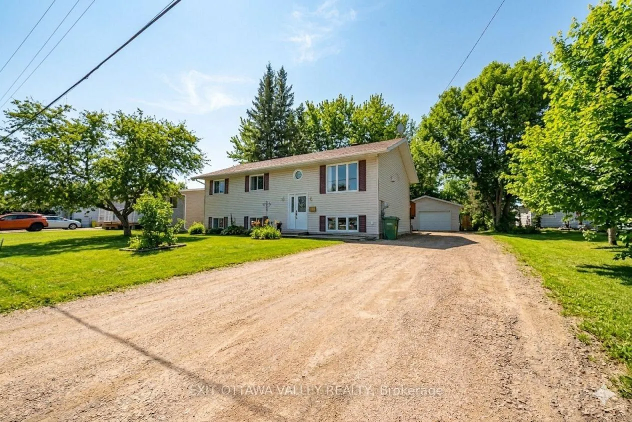 Front of 3 Selkirk Street