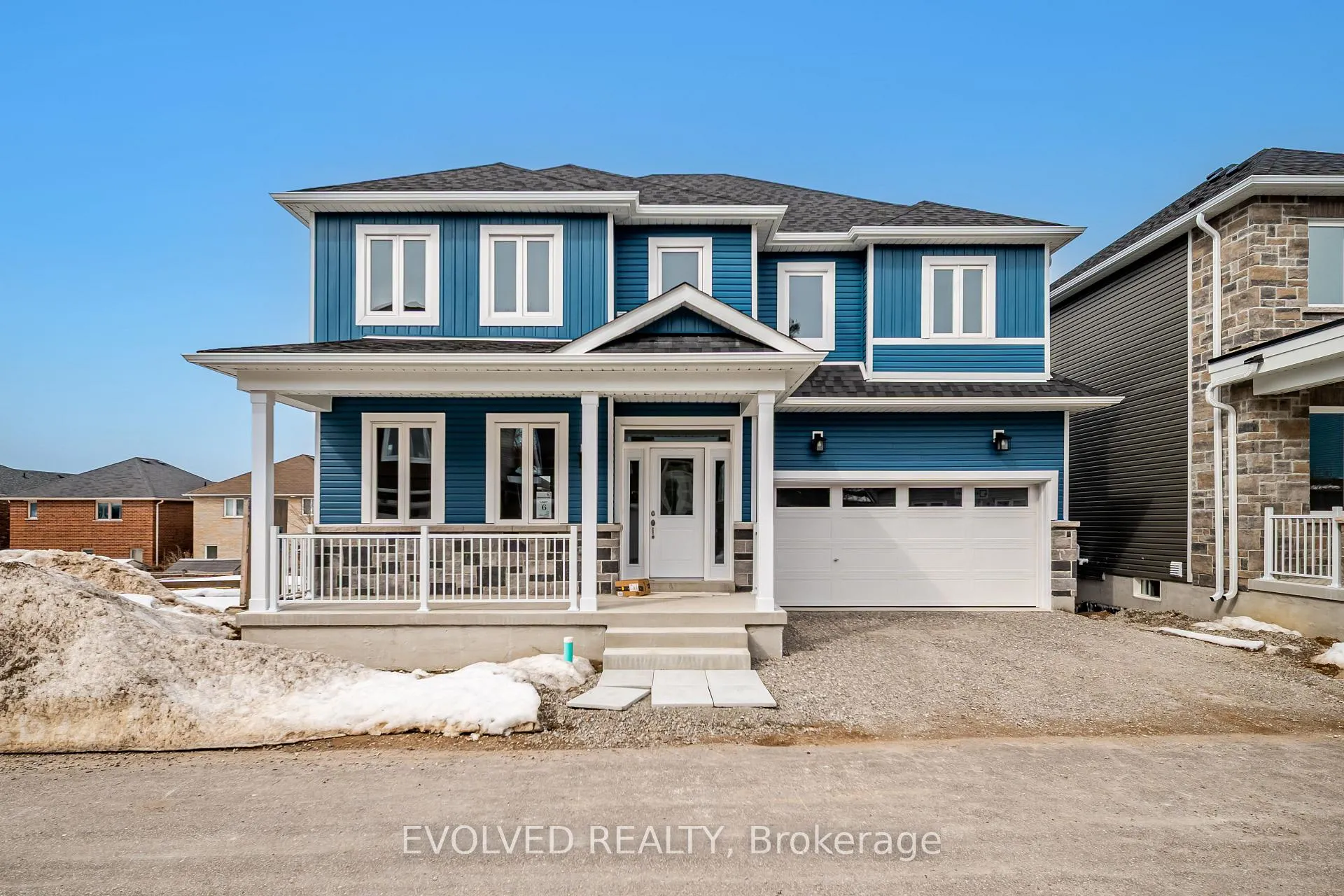 Photo 3 of 12 Hampton Lane, Barrie, Ardagh — HOMEH