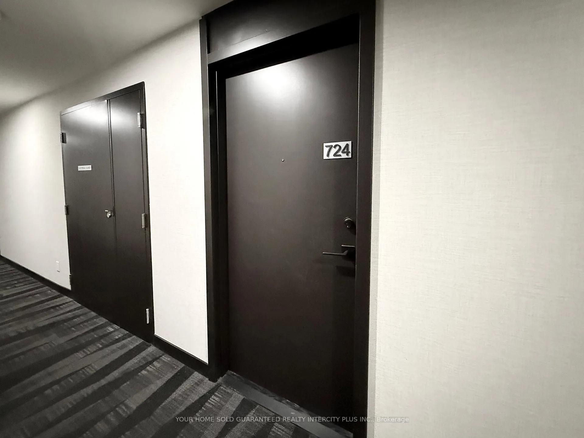 Photo 4 of Unit 724, 8119 Birchmount Road, Markham, Unionville — HOMEH