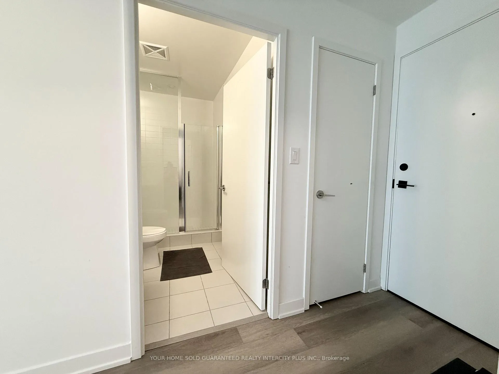 Photo 18 of Unit 724, 8119 Birchmount Road, Markham, Unionville — HOMEH