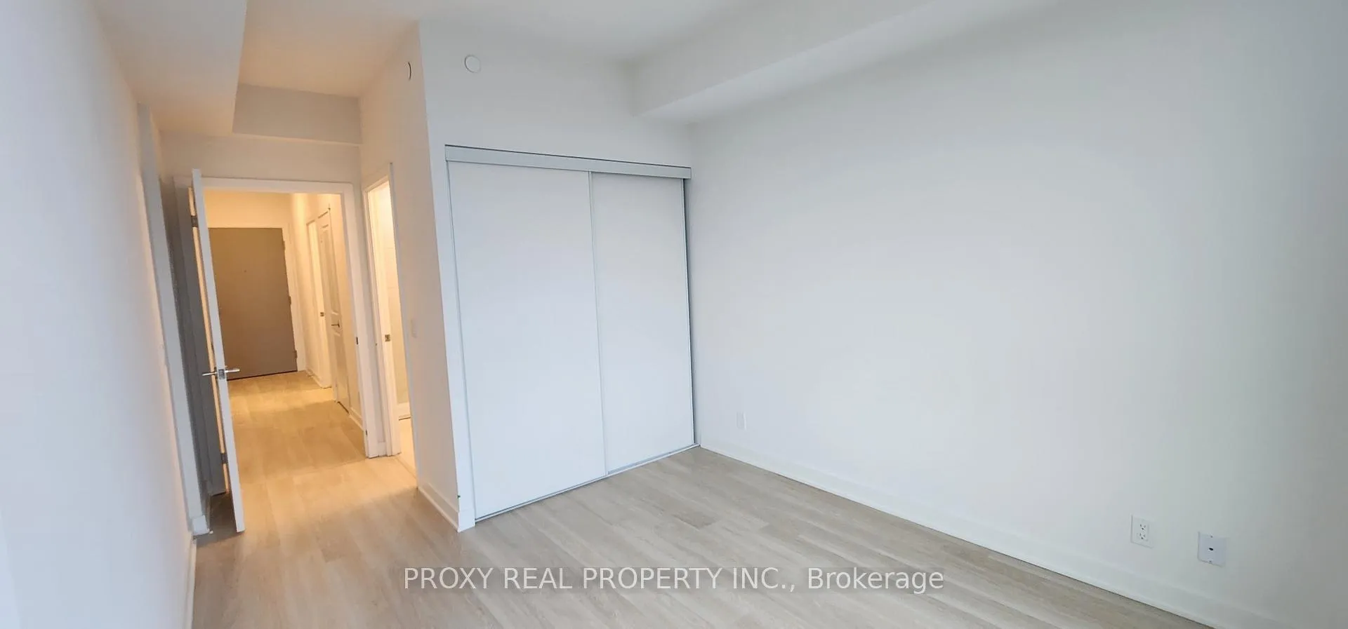 Photo 11 of Unit 1703, 30 Upper Mall Way, Vaughan, Brownridge — HOMEH