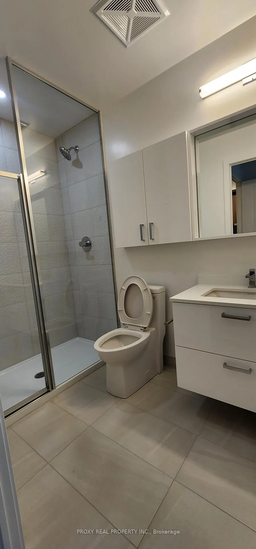 Photo 12 of Unit 1703, 30 Upper Mall Way, Vaughan, Brownridge — HOMEH