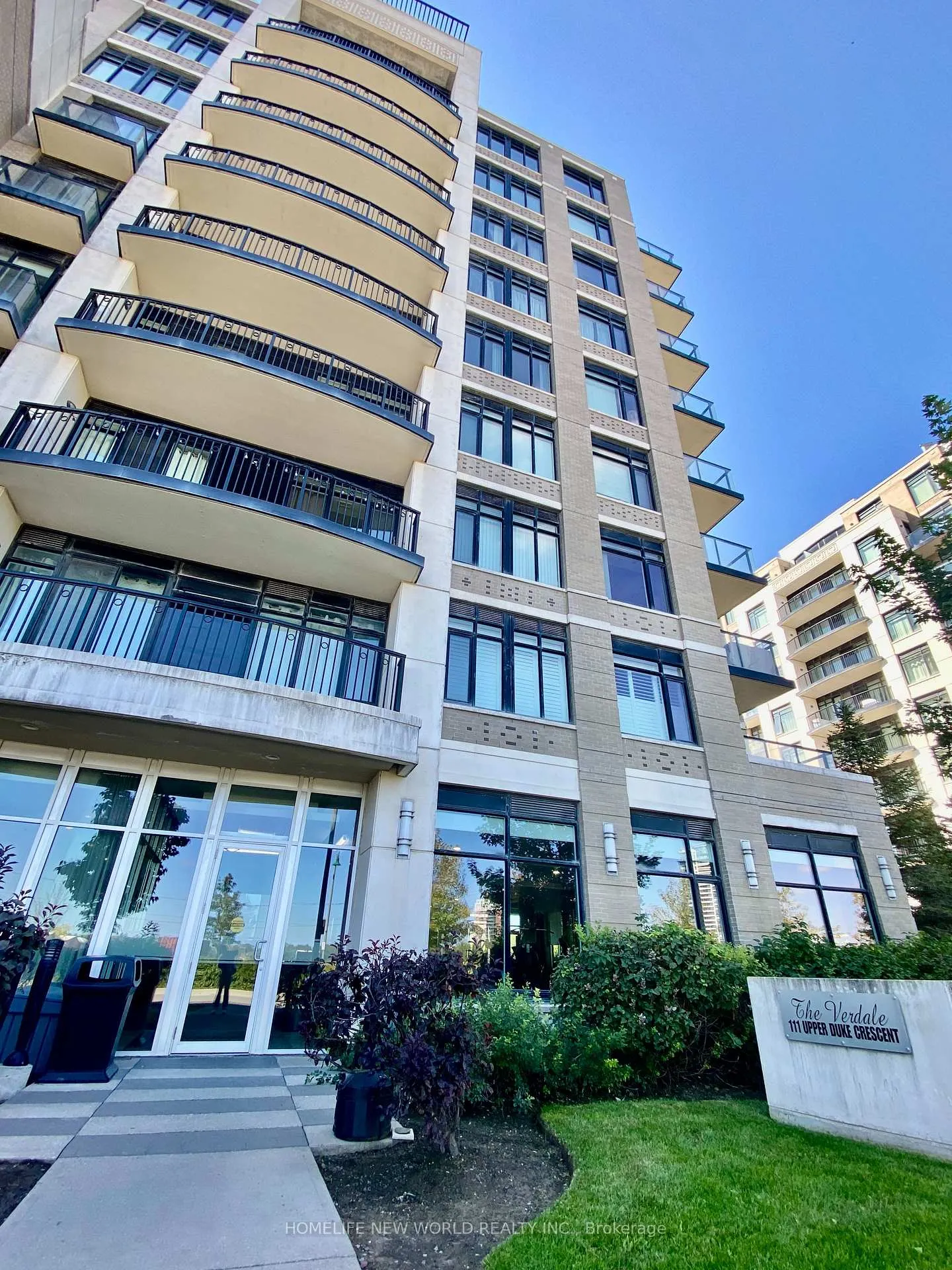 Photo 11 of Unit 901, 111 Upper Duke Crescent, Markham, Unionville — HOMEH