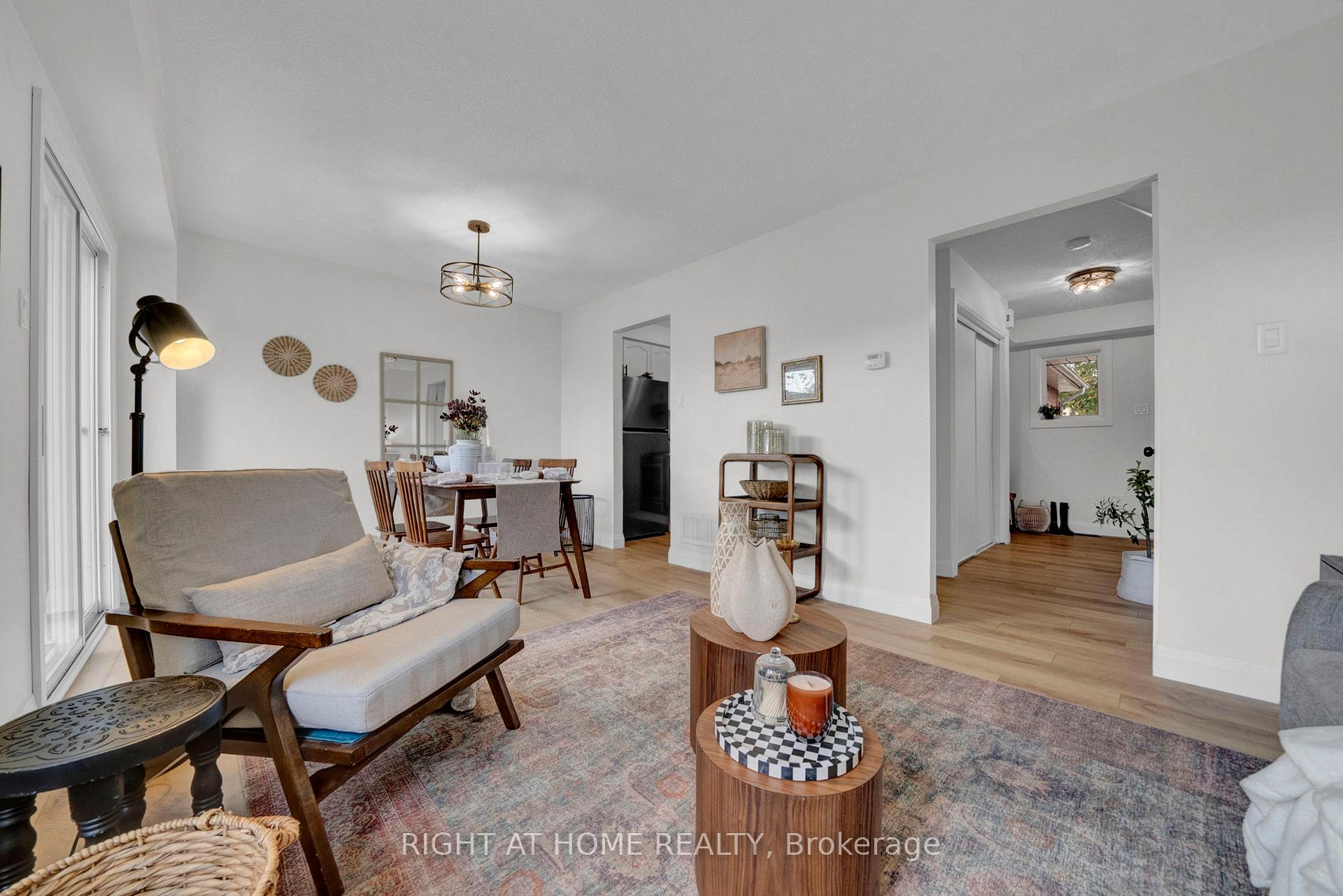 Photo 9 of 33 Pomeroy Street, Clarington, Bowmanville — HOMEH
