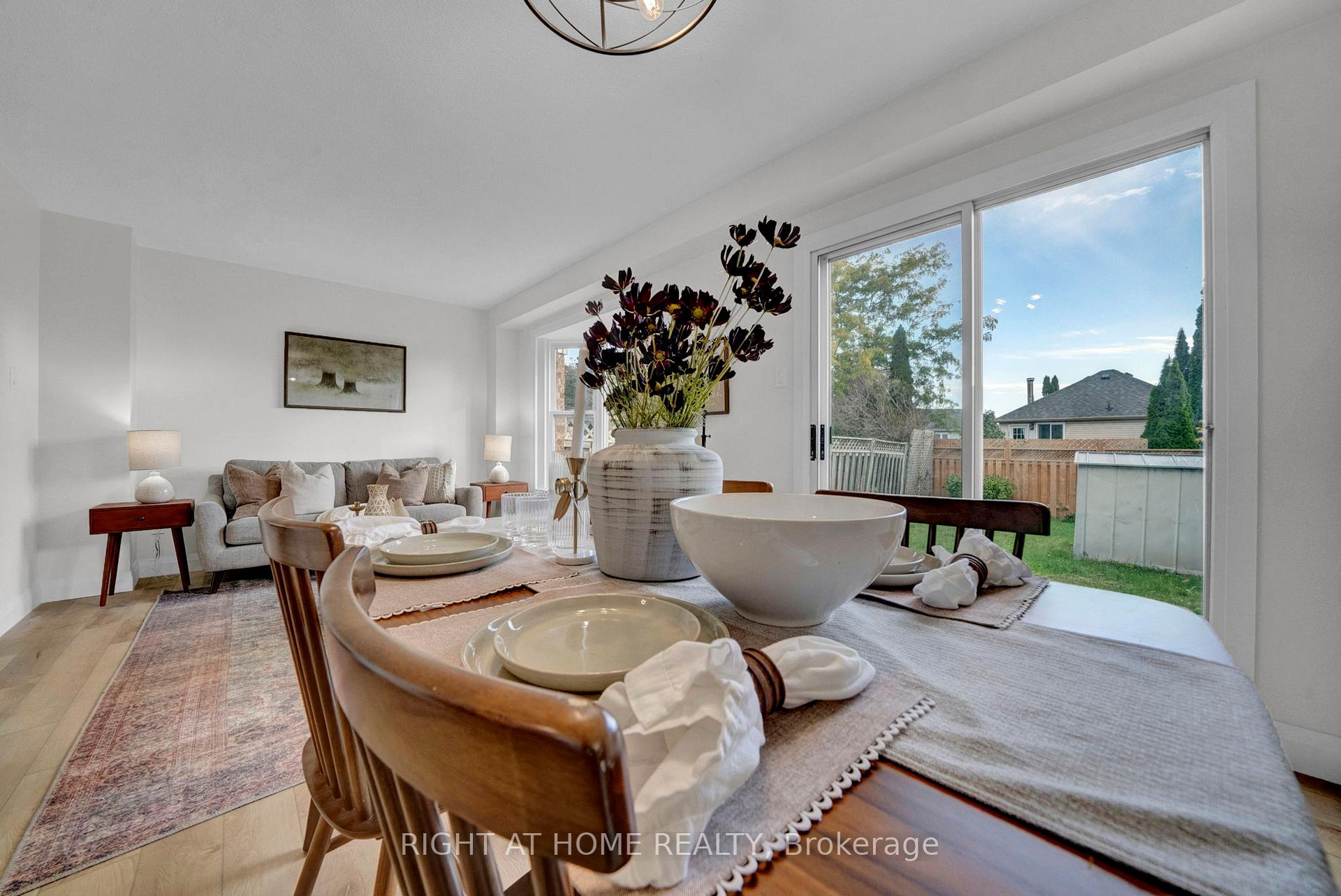 Photo 12 of 33 Pomeroy Street, Clarington, Bowmanville — HOMEH