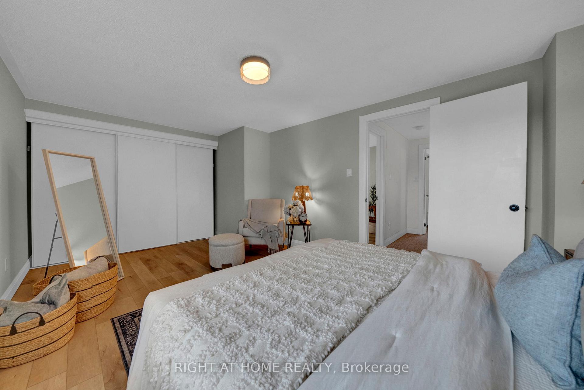 Photo 22 of 33 Pomeroy Street, Clarington, Bowmanville — HOMEH