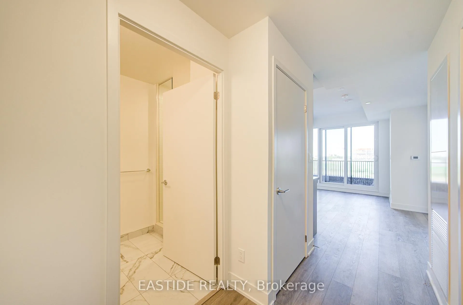 Photo 6 of Unit 409, 56 Andre De Grasse Street, Markham, Unionville — HOMEH