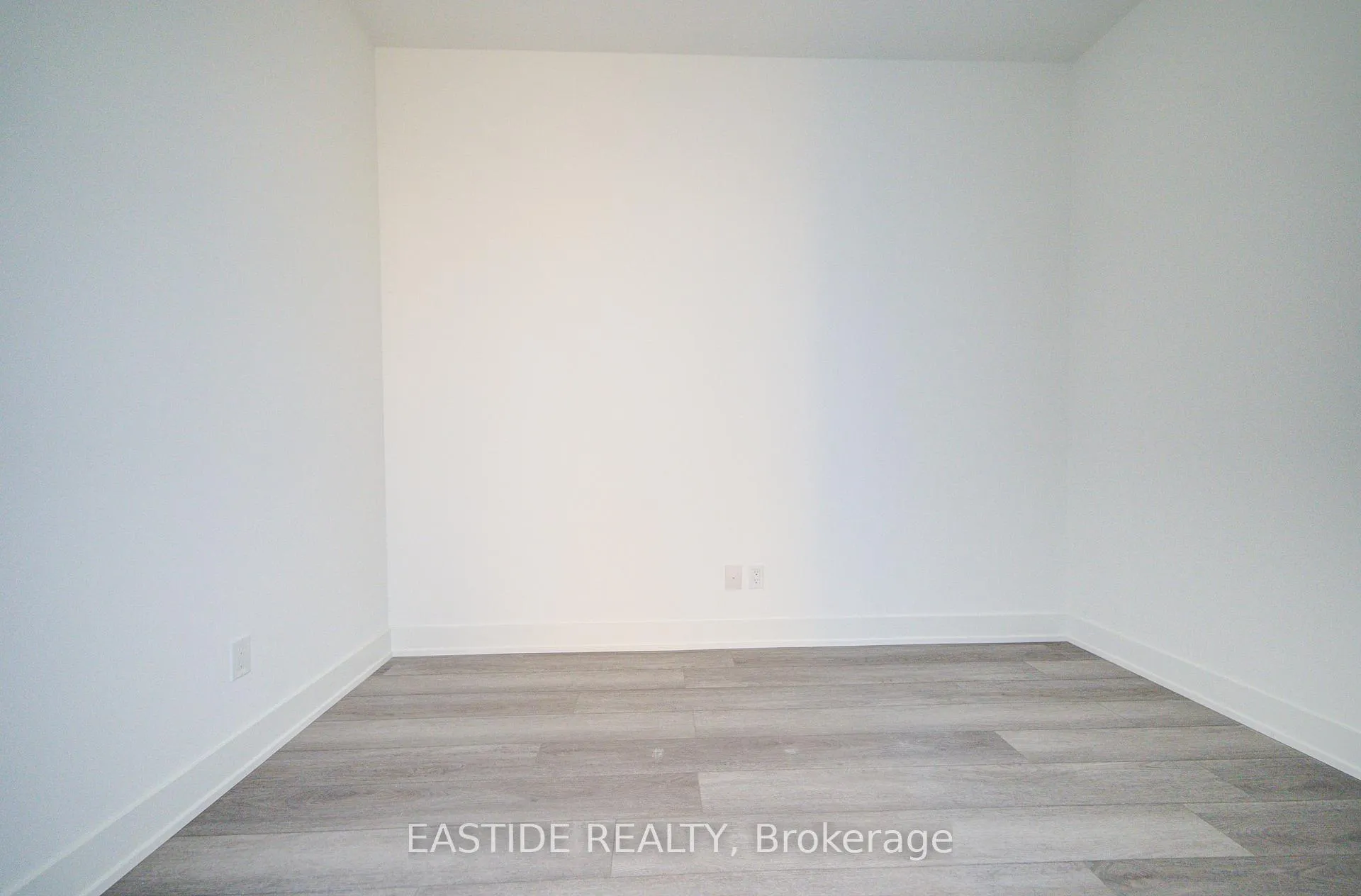 Photo 10 of Unit 409, 56 Andre De Grasse Street, Markham, Unionville — HOMEH