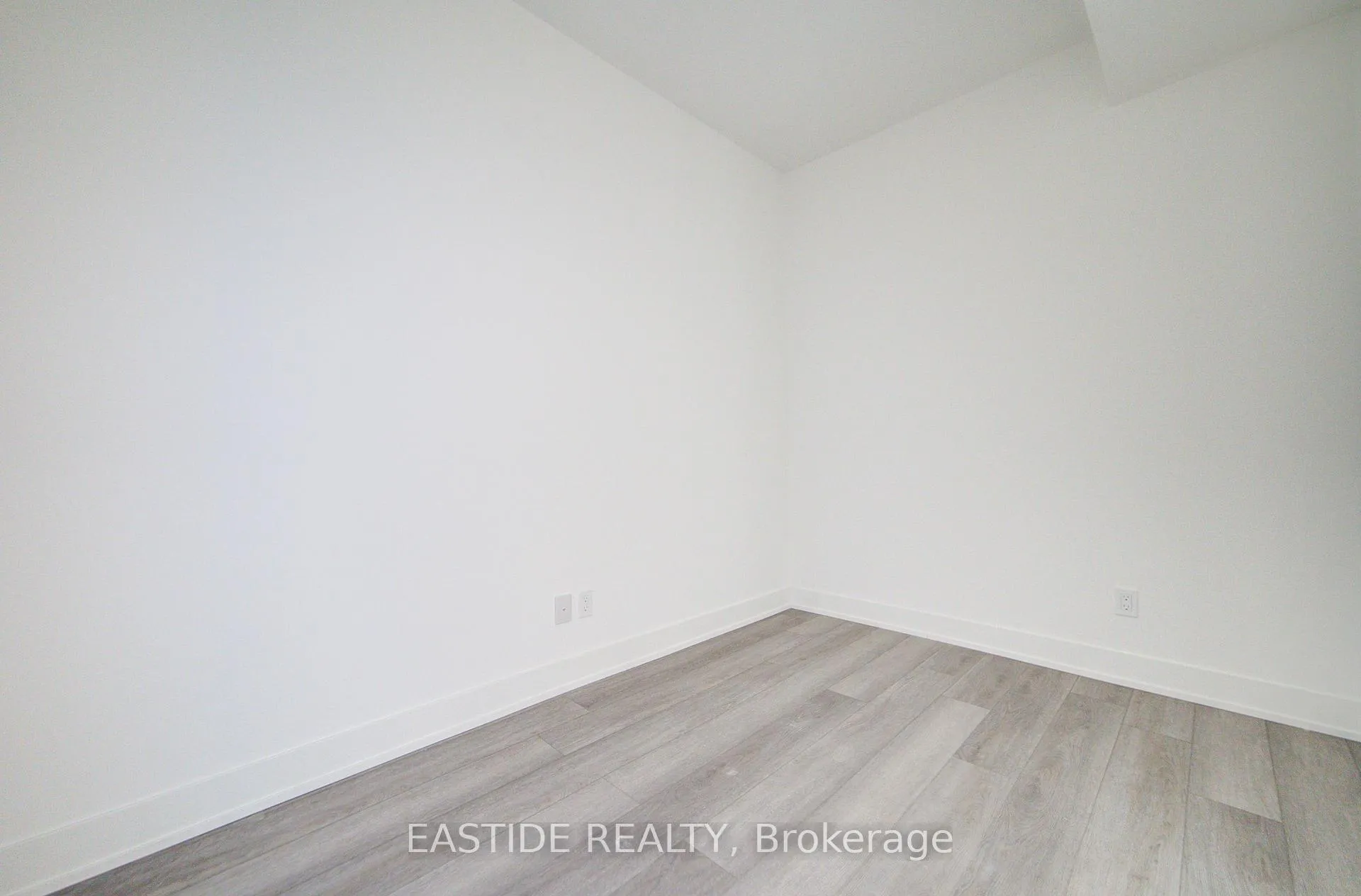 Photo 12 of Unit 409, 56 Andre De Grasse Street, Markham, Unionville — HOMEH