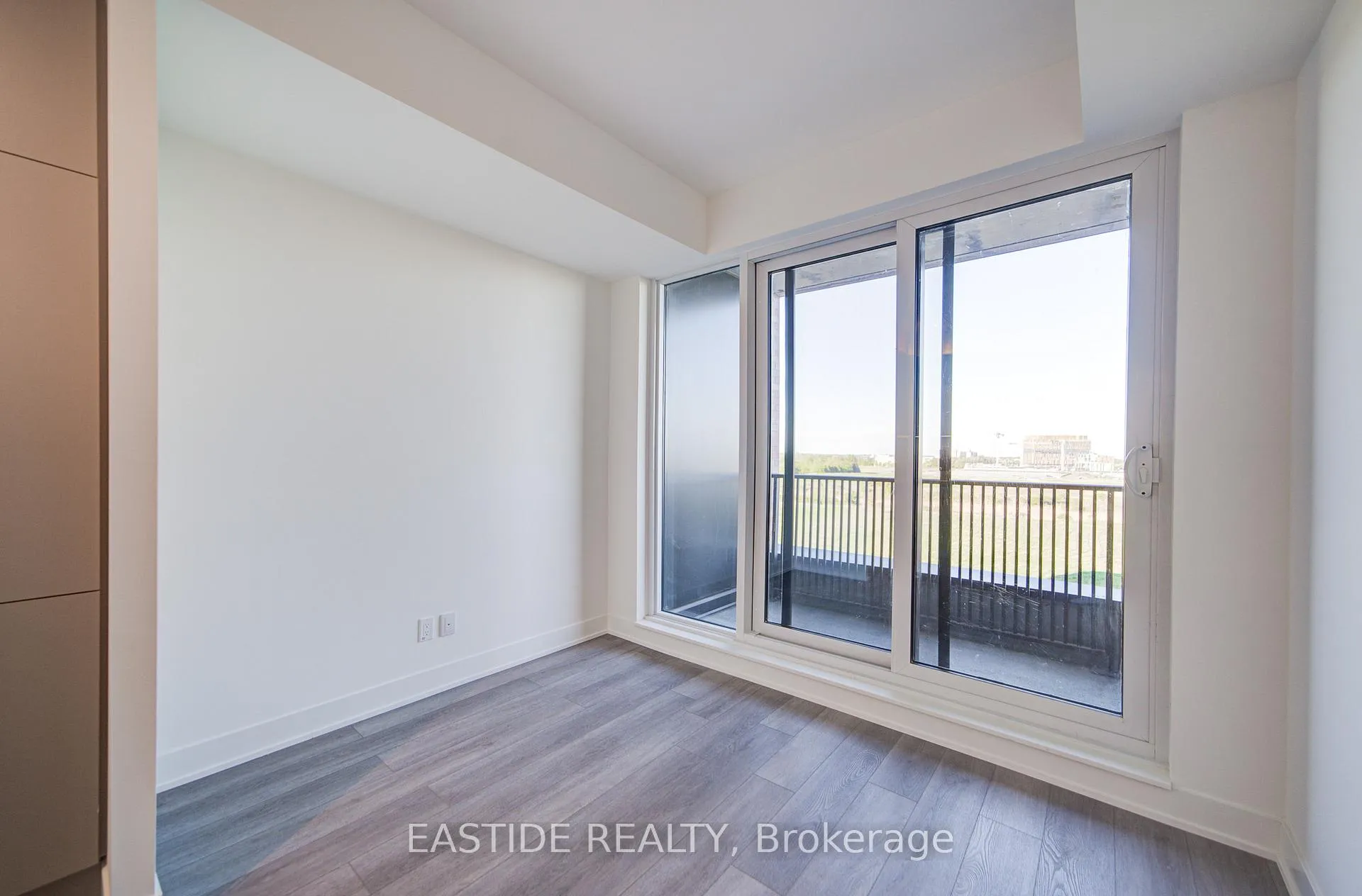 Photo 23 of Unit 409, 56 Andre De Grasse Street, Markham, Unionville — HOMEH