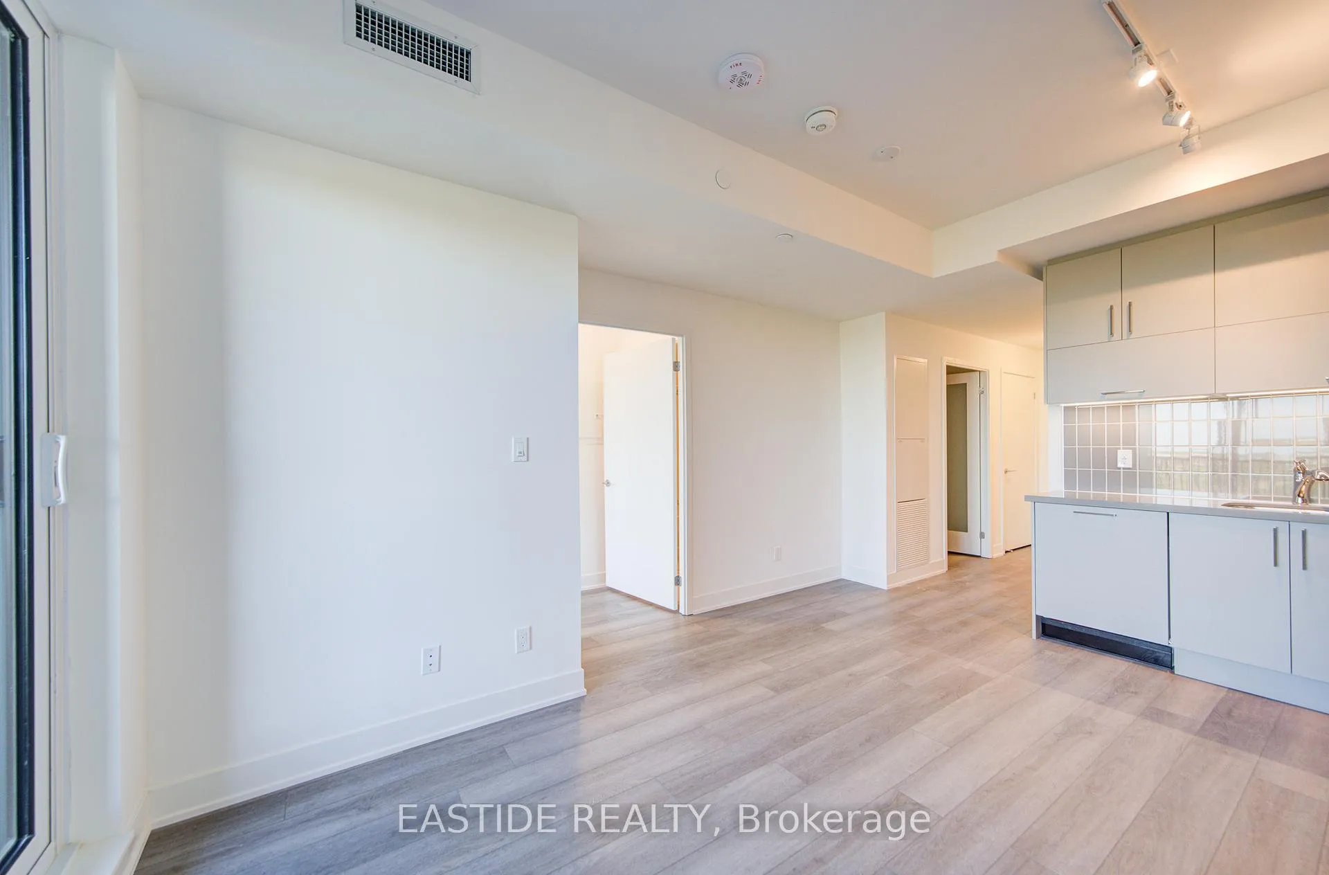 Photo 26 of Unit 409, 56 Andre De Grasse Street, Markham, Unionville — HOMEH