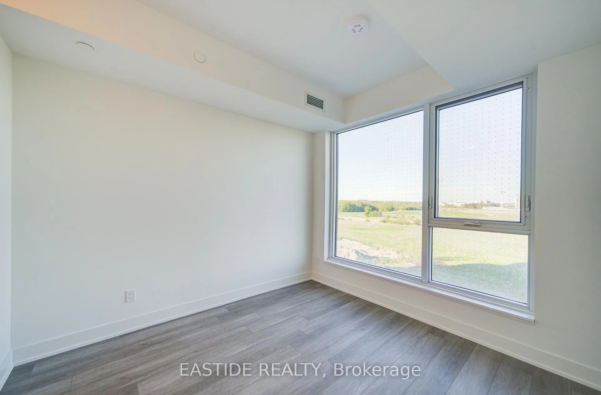 Photo 28 of Unit 409, 56 Andre De Grasse Street, Markham, Unionville — HOMEH