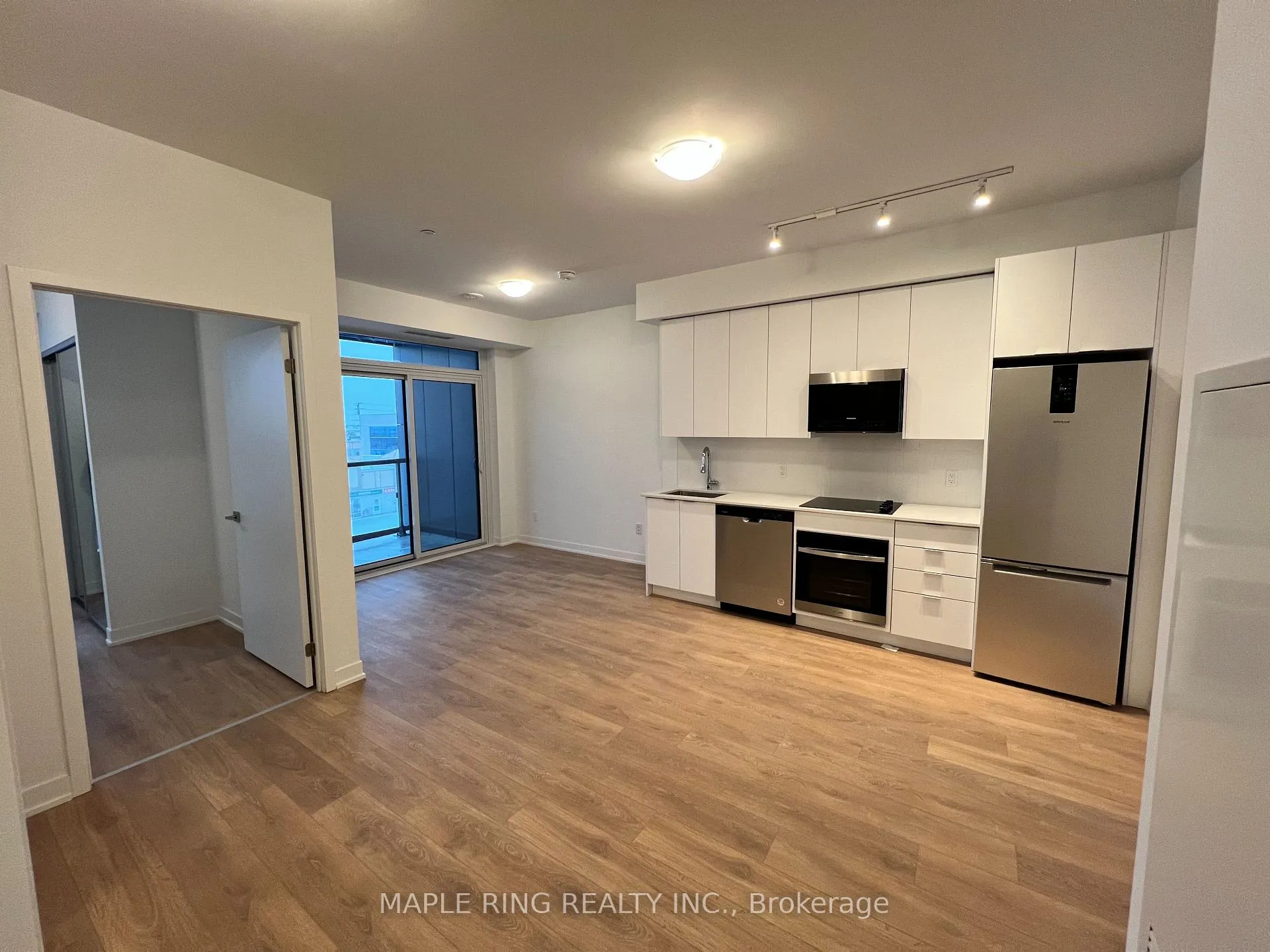 Front of Unit 432, 498 Caldari Road
