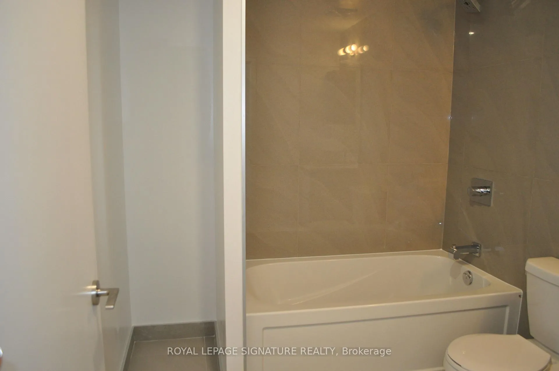 Photo 12 of Unit 509, 45 Baseball Place, Toronto, South Riverdale — HOMEH