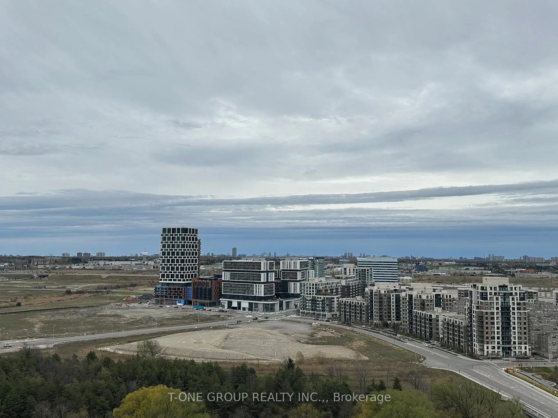 Photo 9 of Unit 2505, 18 Water Walk Drive, Markham, Unionville — HOMEH