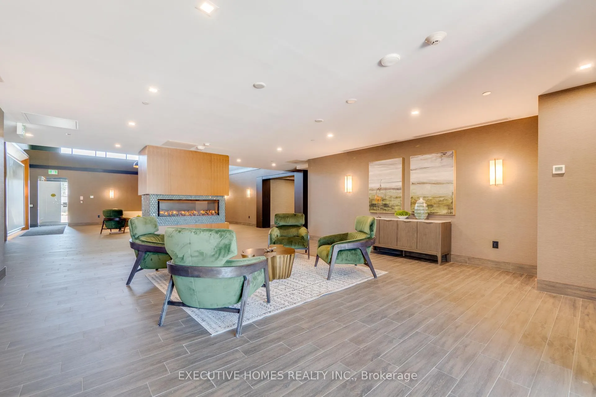 Photo 7 of Unit 310, 450 Dundas Street E, Hamilton, Waterdown — HOMEH