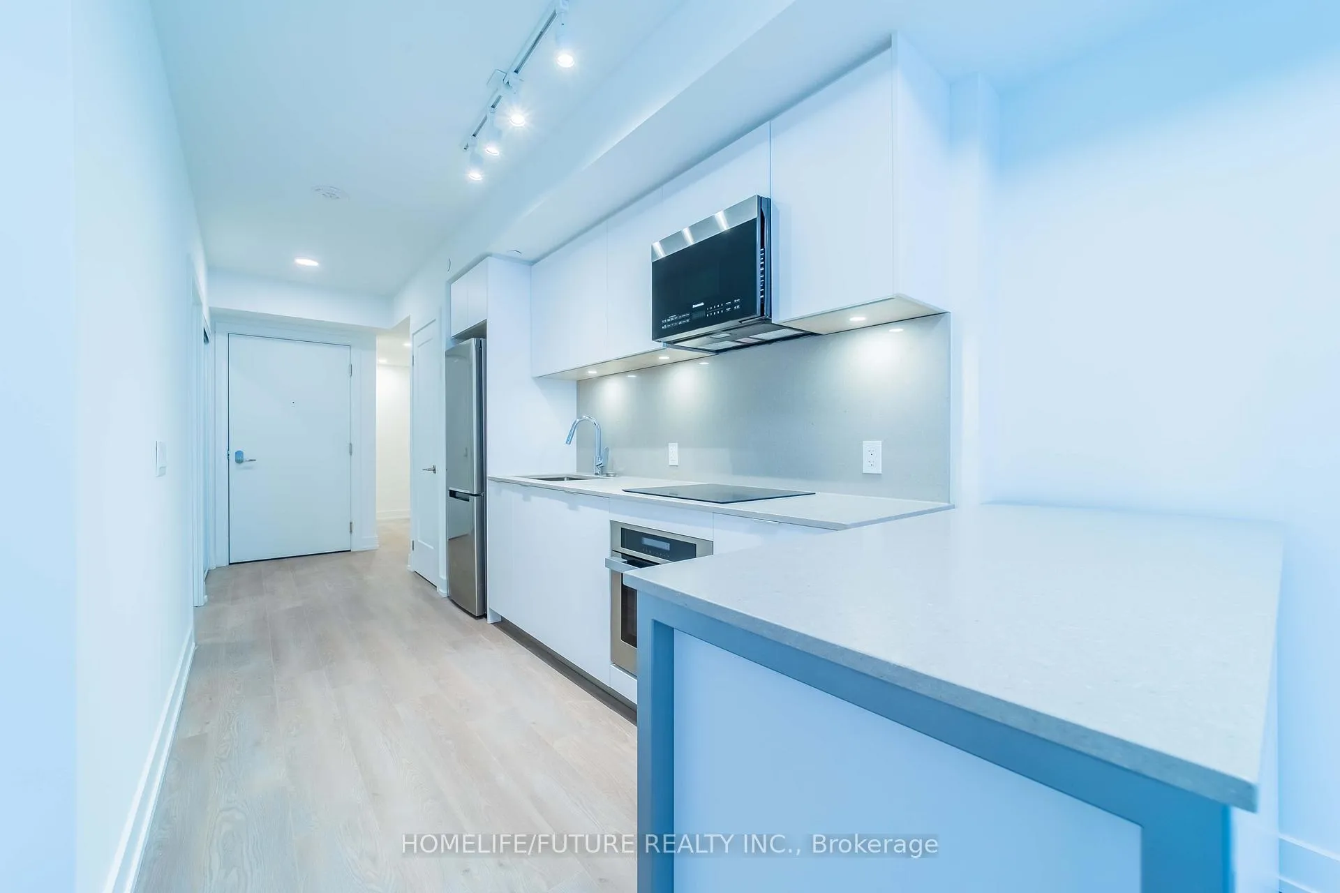 Photo 10 of Unit 801, 8 Cedarland Drive, Markham, Unionville — HOMEH