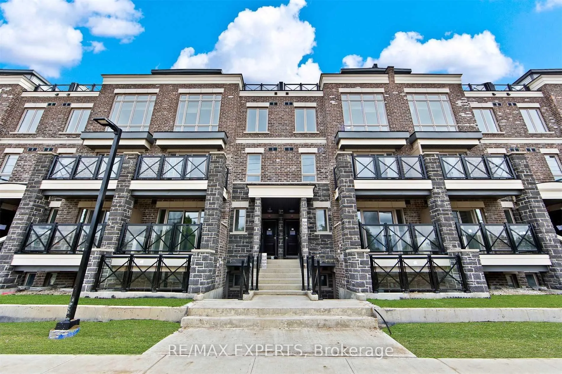 Photo 1 of Unit 2230, 10 Westmeath Lane, Markham, Cornell — HOMEH