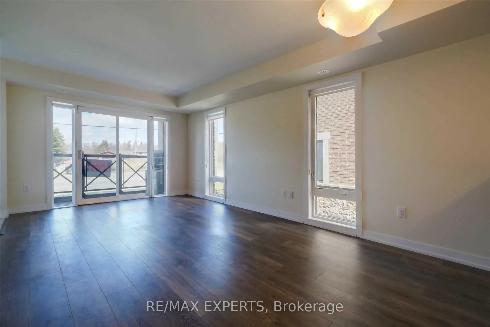 Photo 5 of Unit 2230, 10 Westmeath Lane, Markham, Cornell — HOMEH