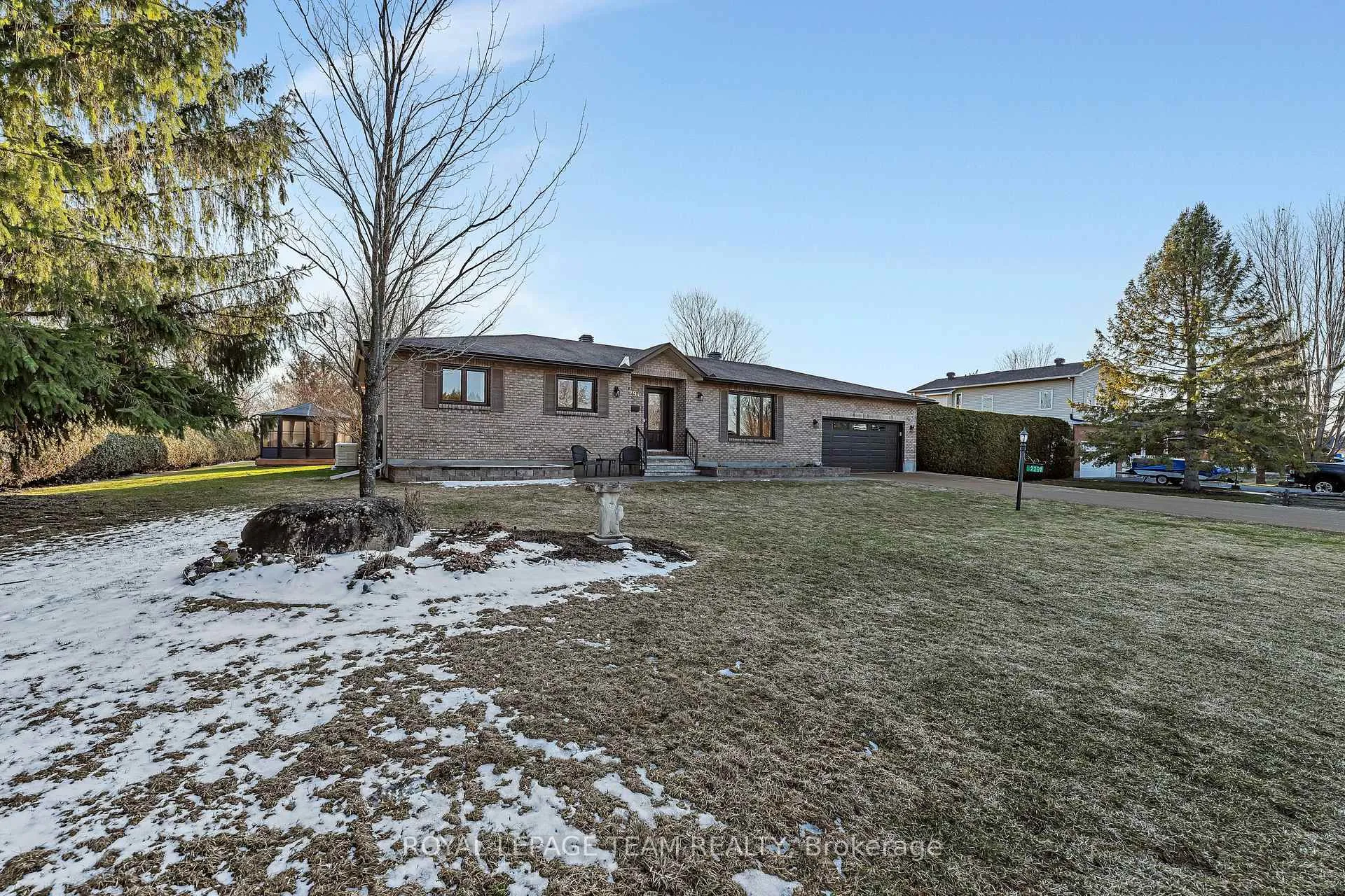 Photo 2 of 2291 Relin Way, Ottawa, North Gower — HOMEH