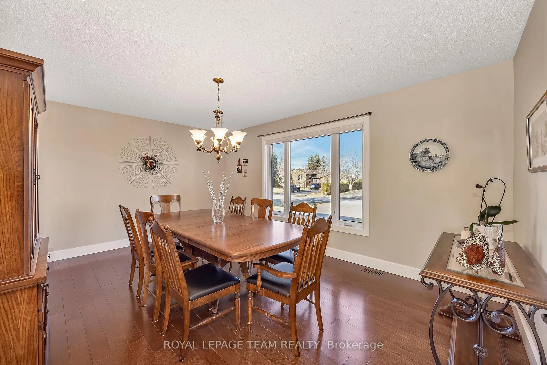 Photo 6 of 2291 Relin Way, Ottawa, North Gower — HOMEH