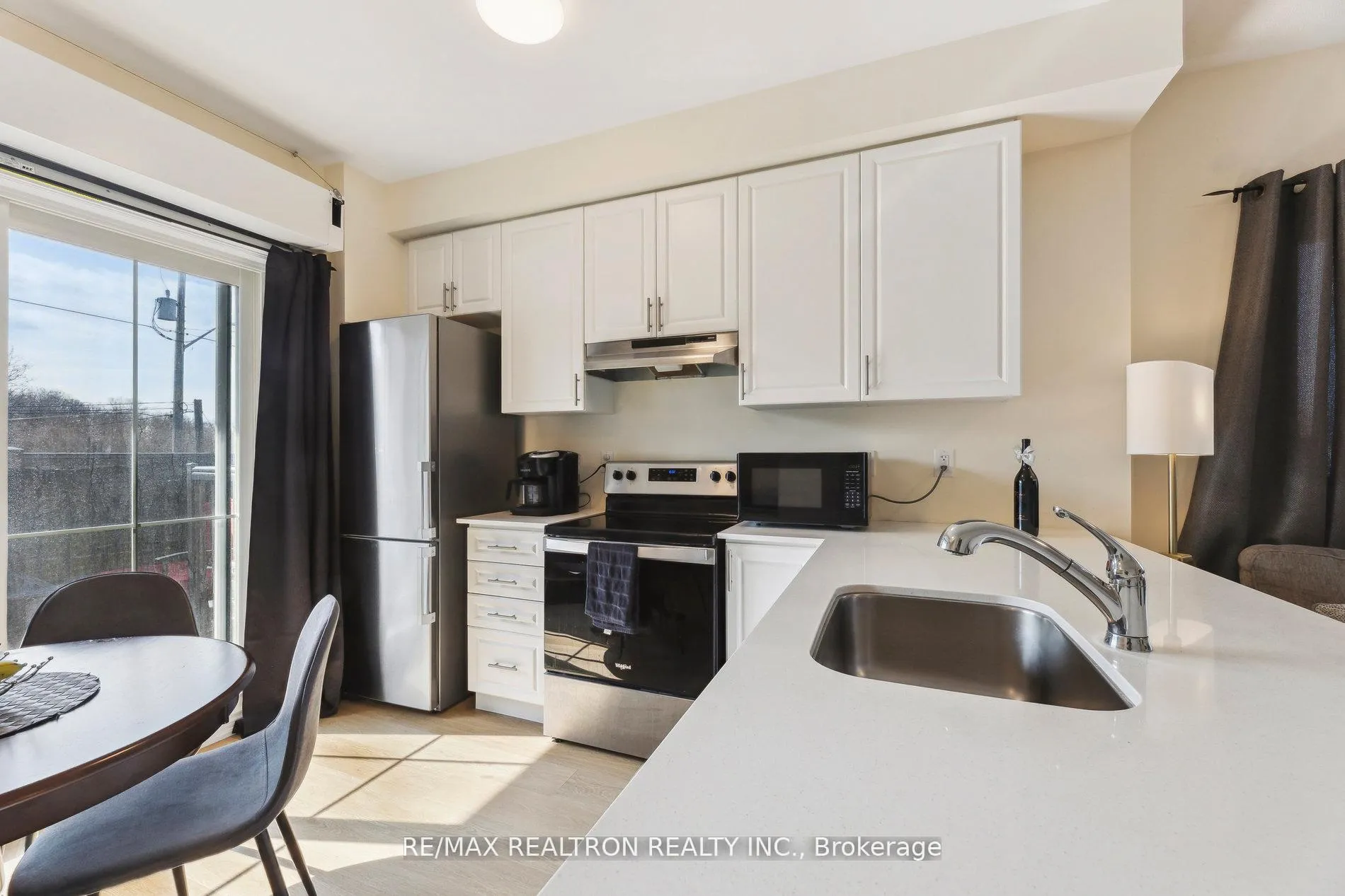 Photo 12 of Unit 6, 490 Beresford Path, Oshawa, Central — HOMEH