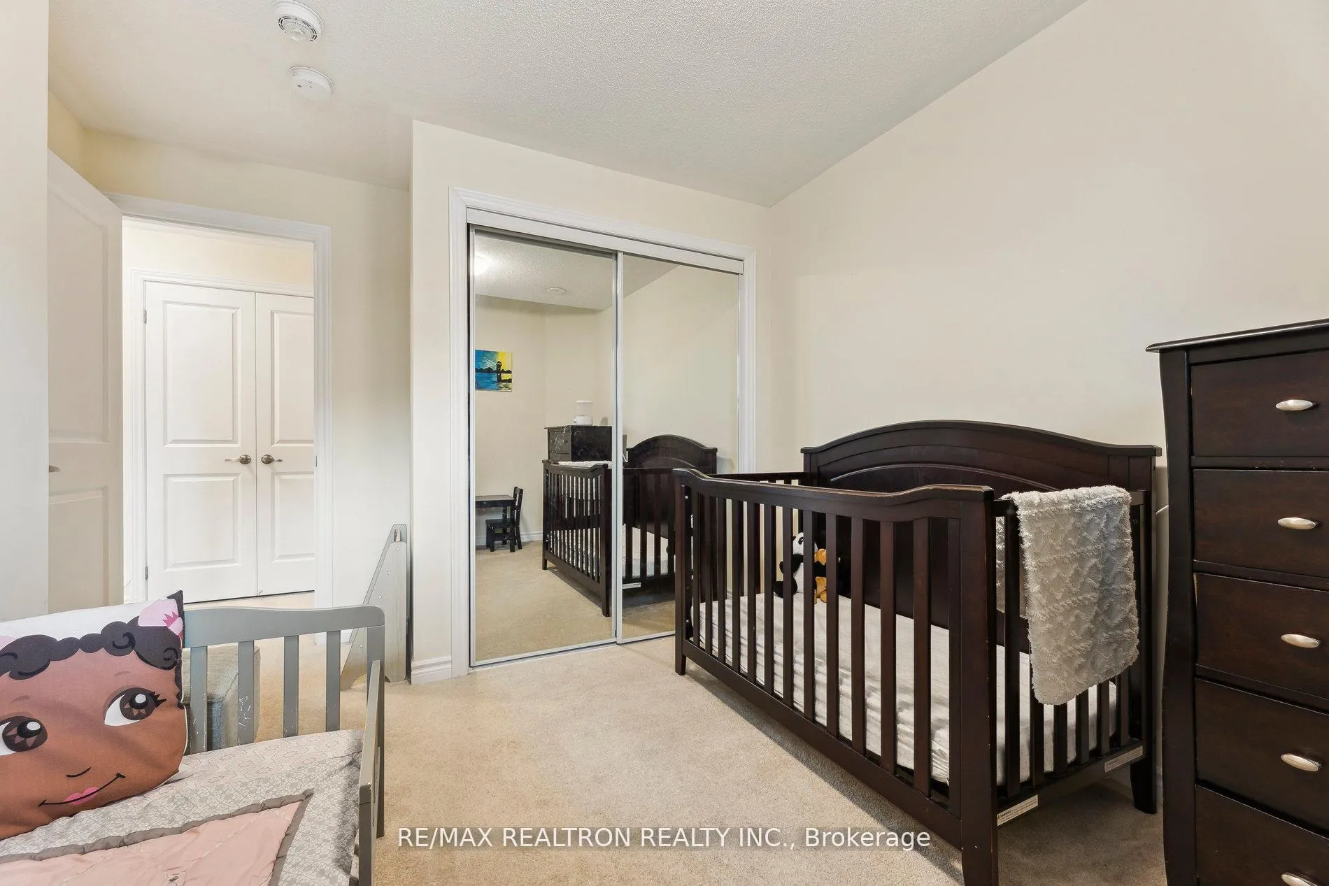 Photo 16 of Unit 6, 490 Beresford Path, Oshawa, Central — HOMEH
