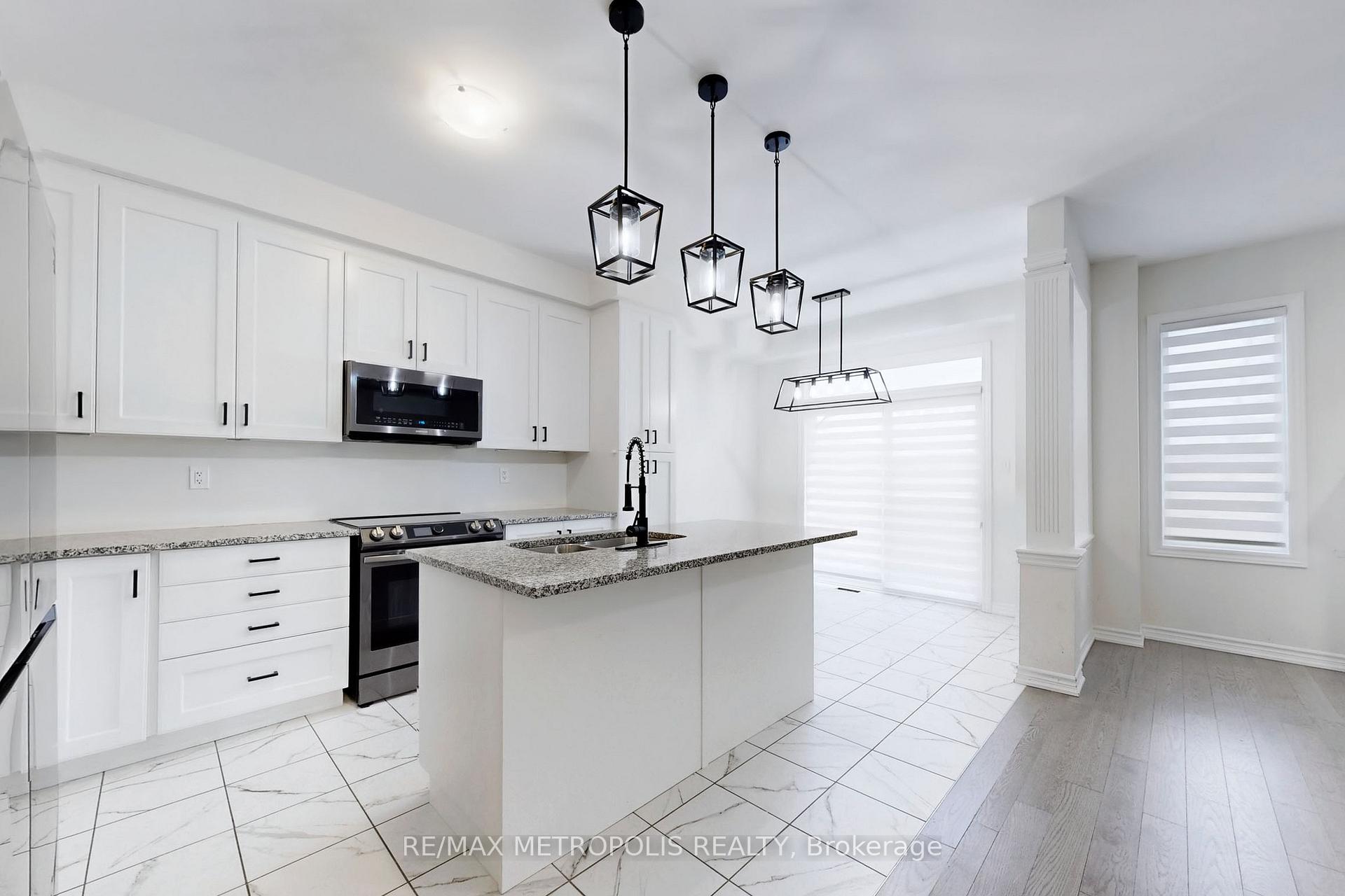 Photo 9 of 24 Cachia Lane, Ajax, Northwest Ajax — HOMEH