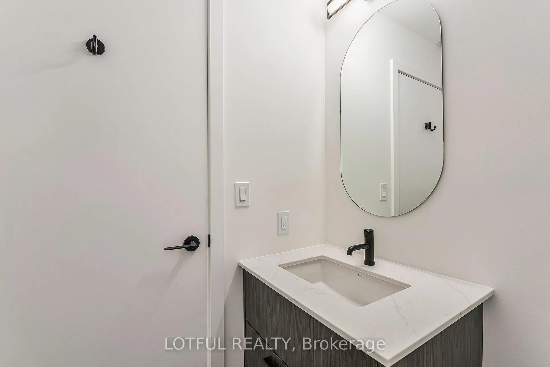 Photo 14 of Unit 1409, 560 Rideau Street, Ottawa, Sandy Hill — HOMEH