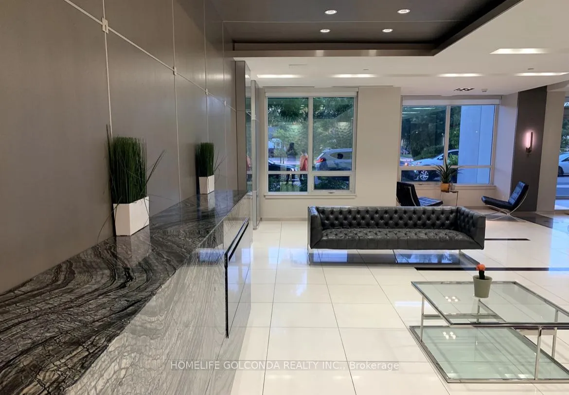 Photo 3 of Unit 908, 7167 Yonge Street, Markham, Thornhill — HOMEH