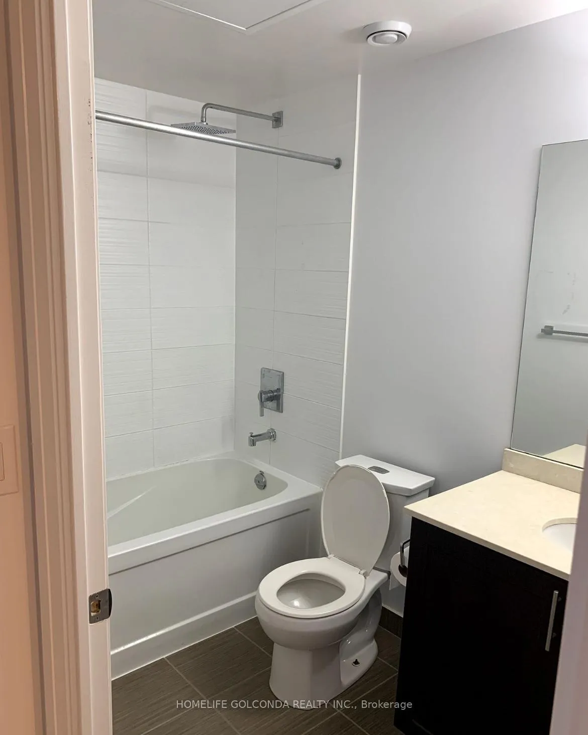 Photo 7 of Unit 908, 7167 Yonge Street, Markham, Thornhill — HOMEH
