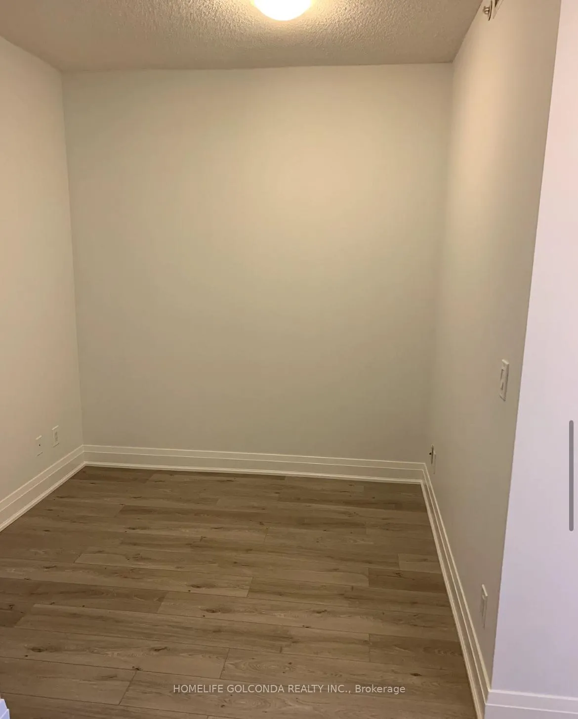 Photo 8 of Unit 908, 7167 Yonge Street, Markham, Thornhill — HOMEH