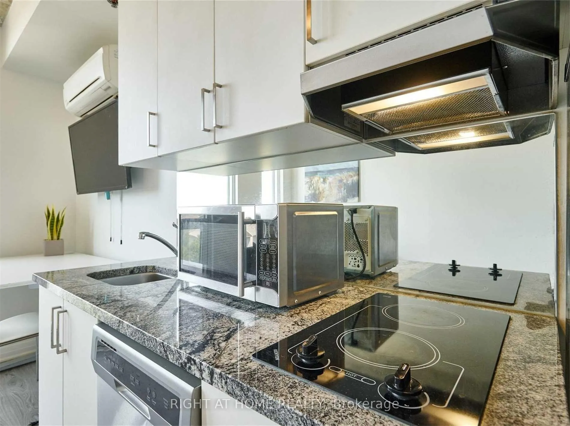 Photo 13 of Unit 603, 1900 Simcoe Street, Oshawa, Samac — HOMEH