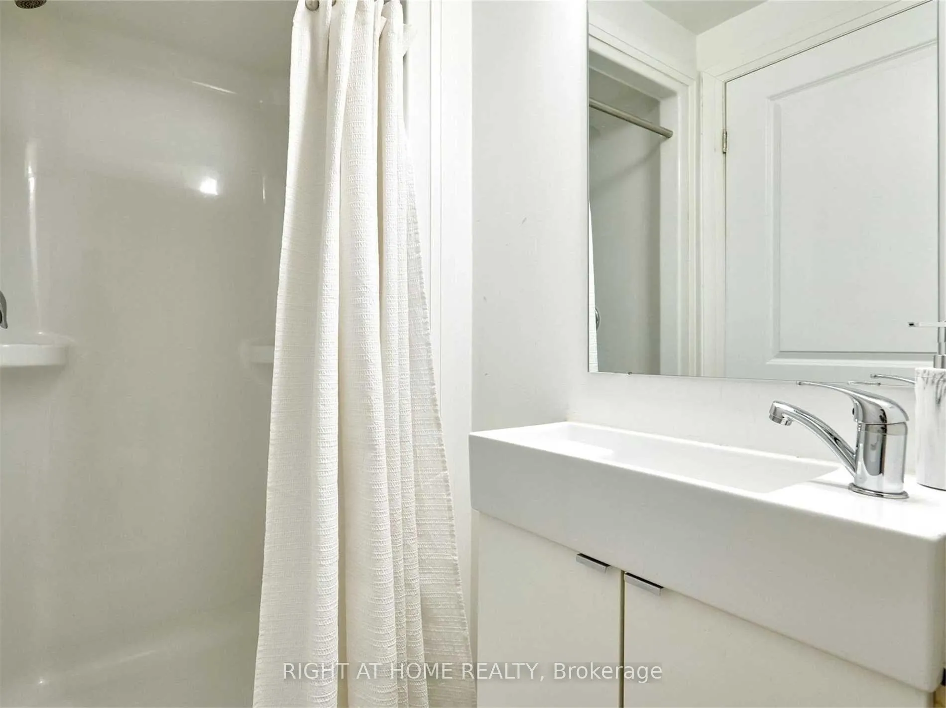 Photo 20 of Unit 603, 1900 Simcoe Street, Oshawa, Samac — HOMEH