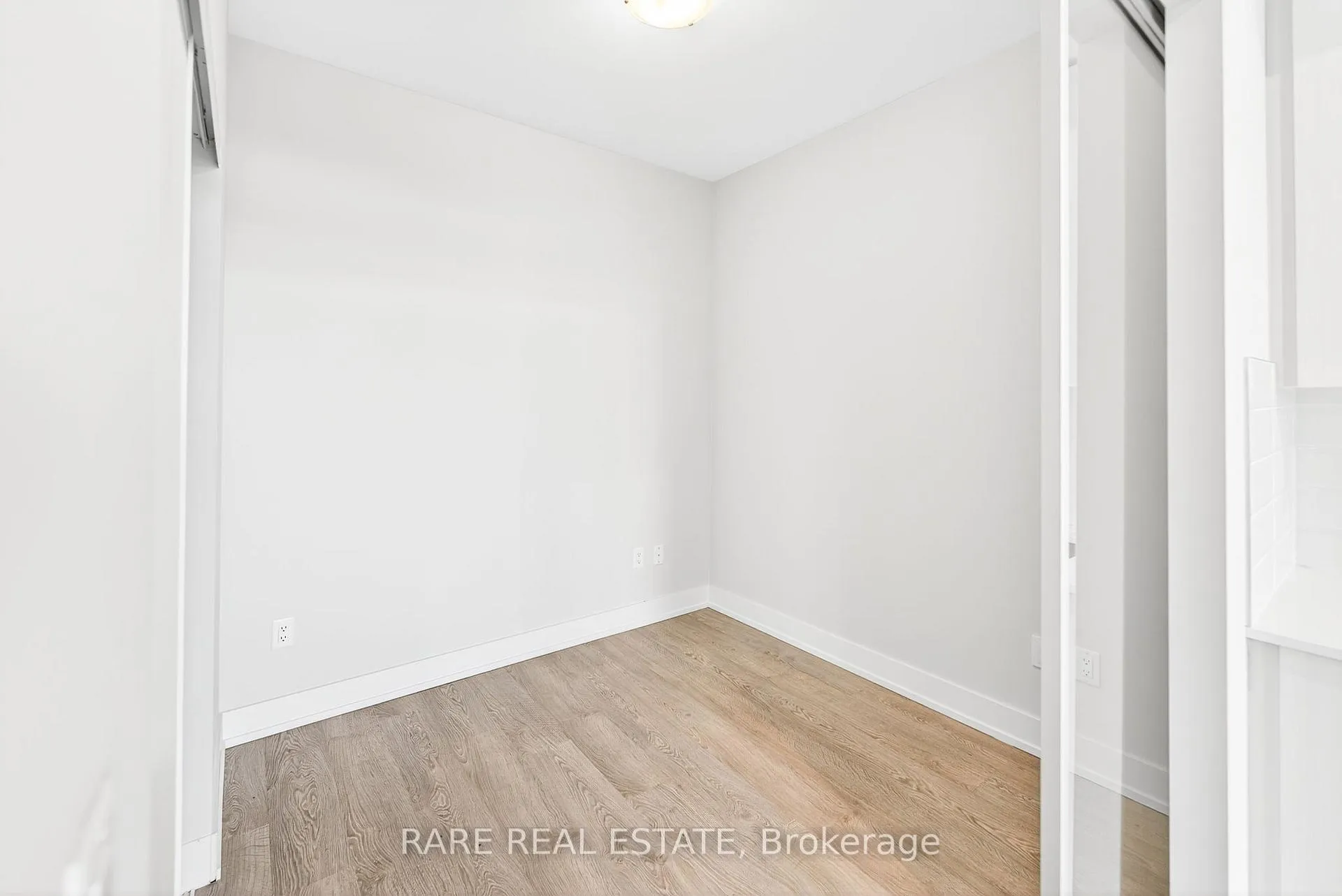 Photo 7 of Unit PH08, 2550 Simcoe Street N, Oshawa, Windfields — HOMEH