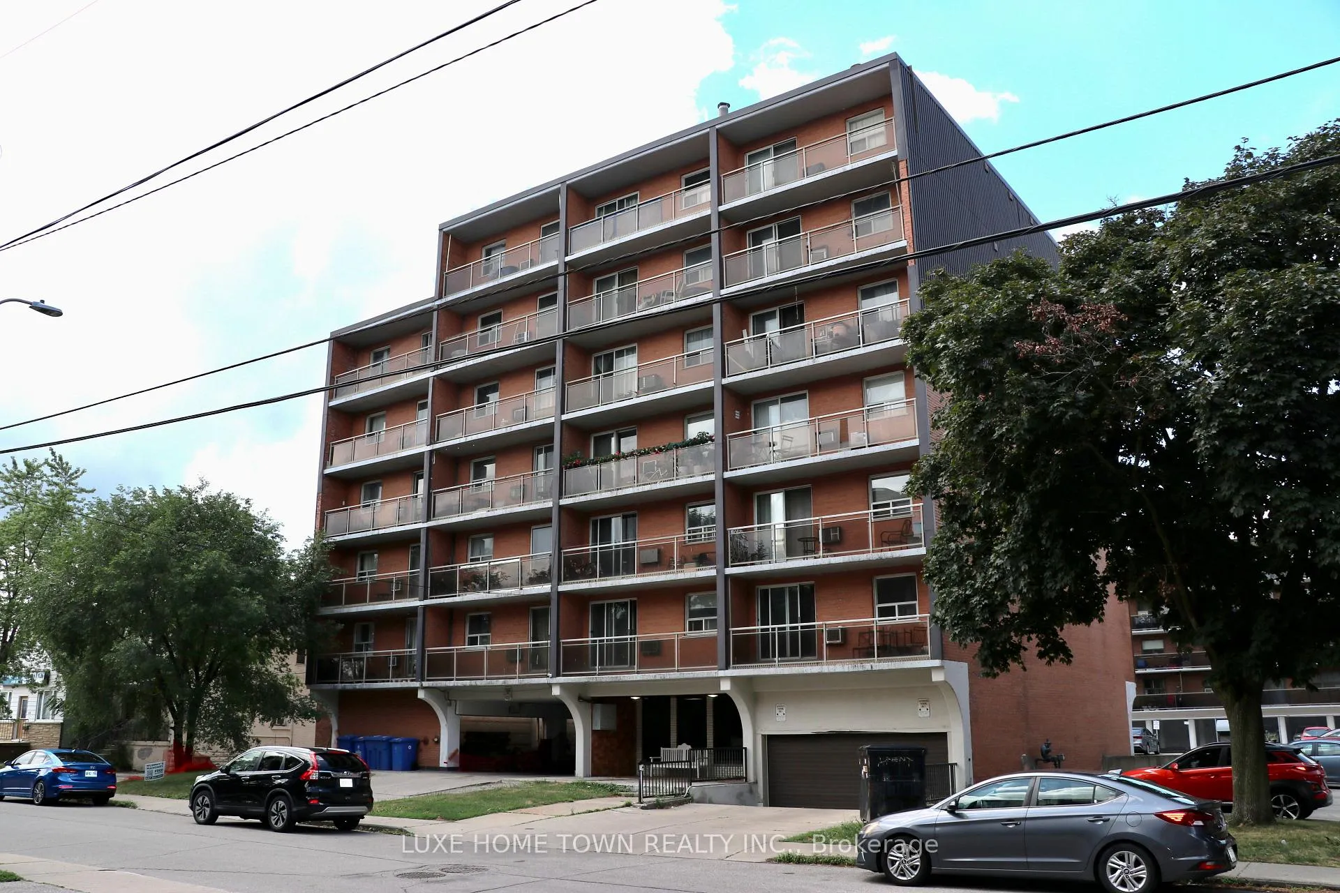 Front of Unit 503, 30 Summit Avenue