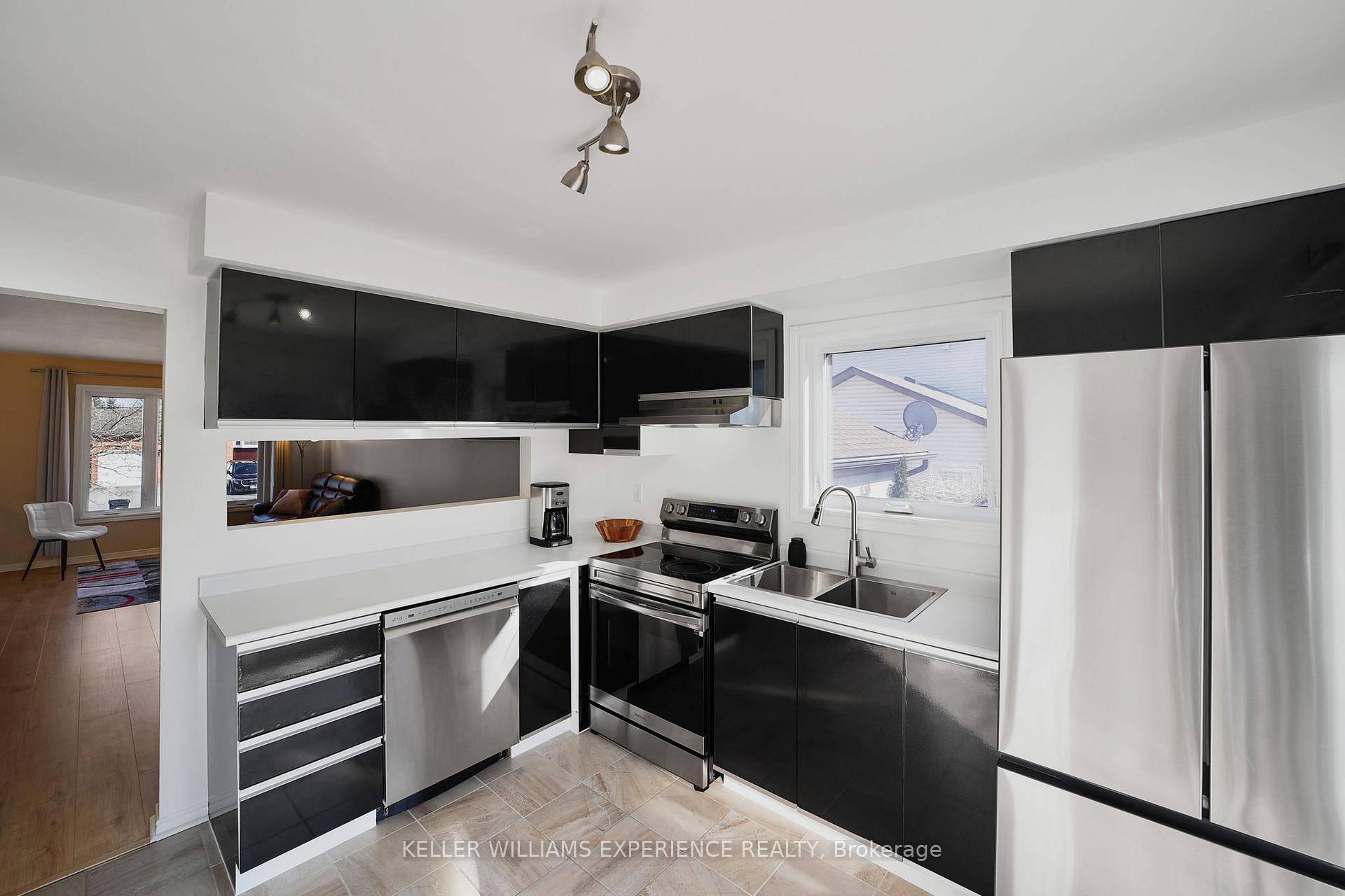 Photo 10 of 94 Cecil Street, Essa, Angus — HOMEH