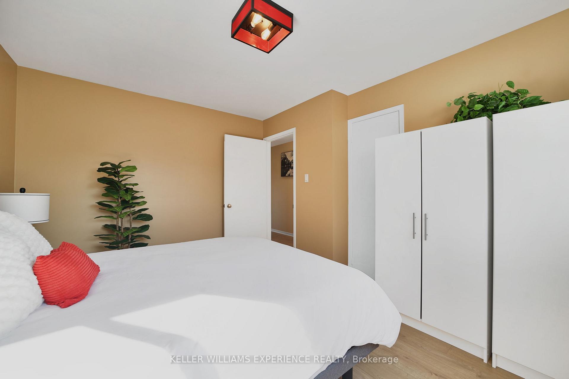 Photo 16 of 94 Cecil Street, Essa, Angus — HOMEH