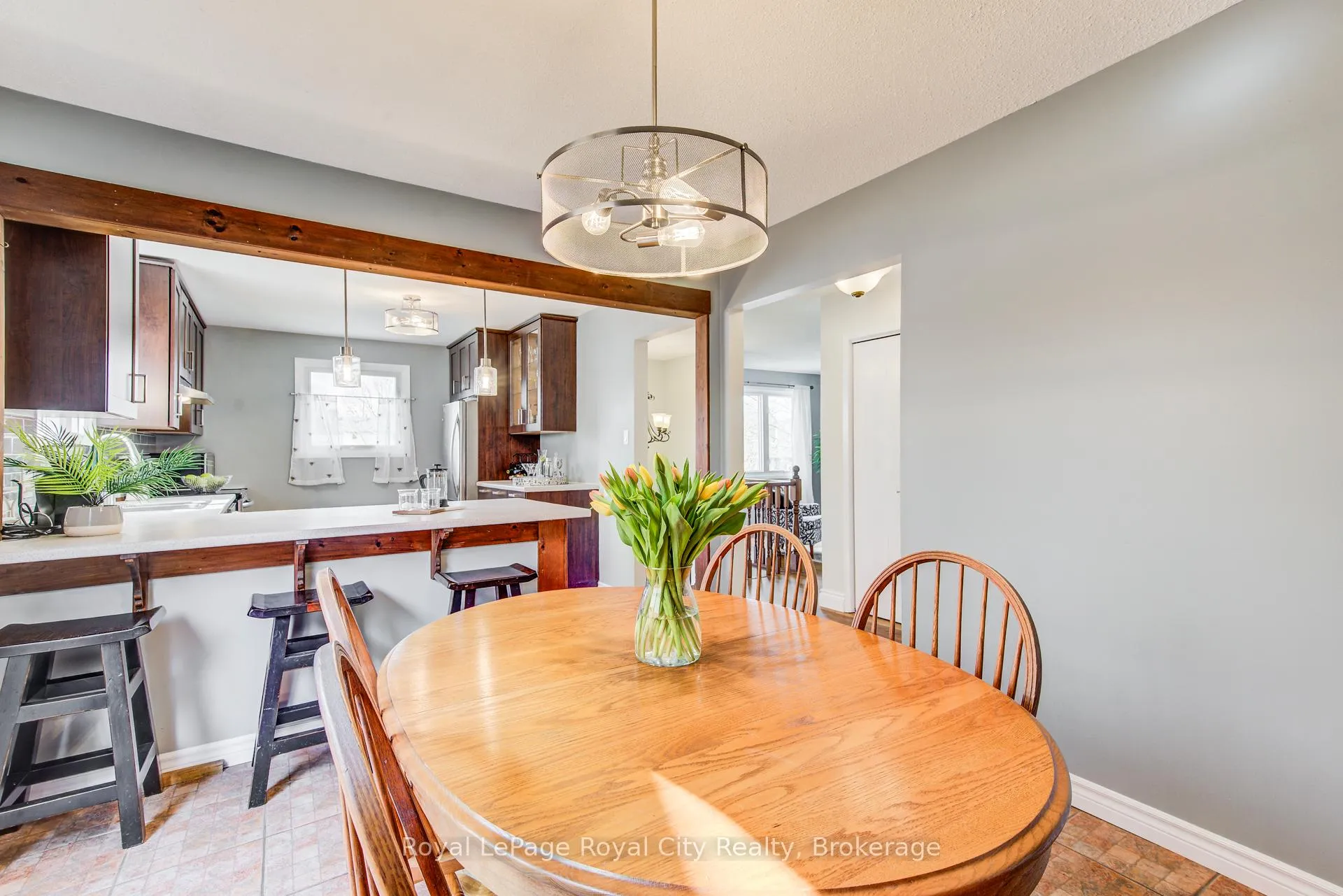 Photo 16 of 418 Imperial Road S, Guelph, Willow West/Sugarbush/West Acres — HOMEH