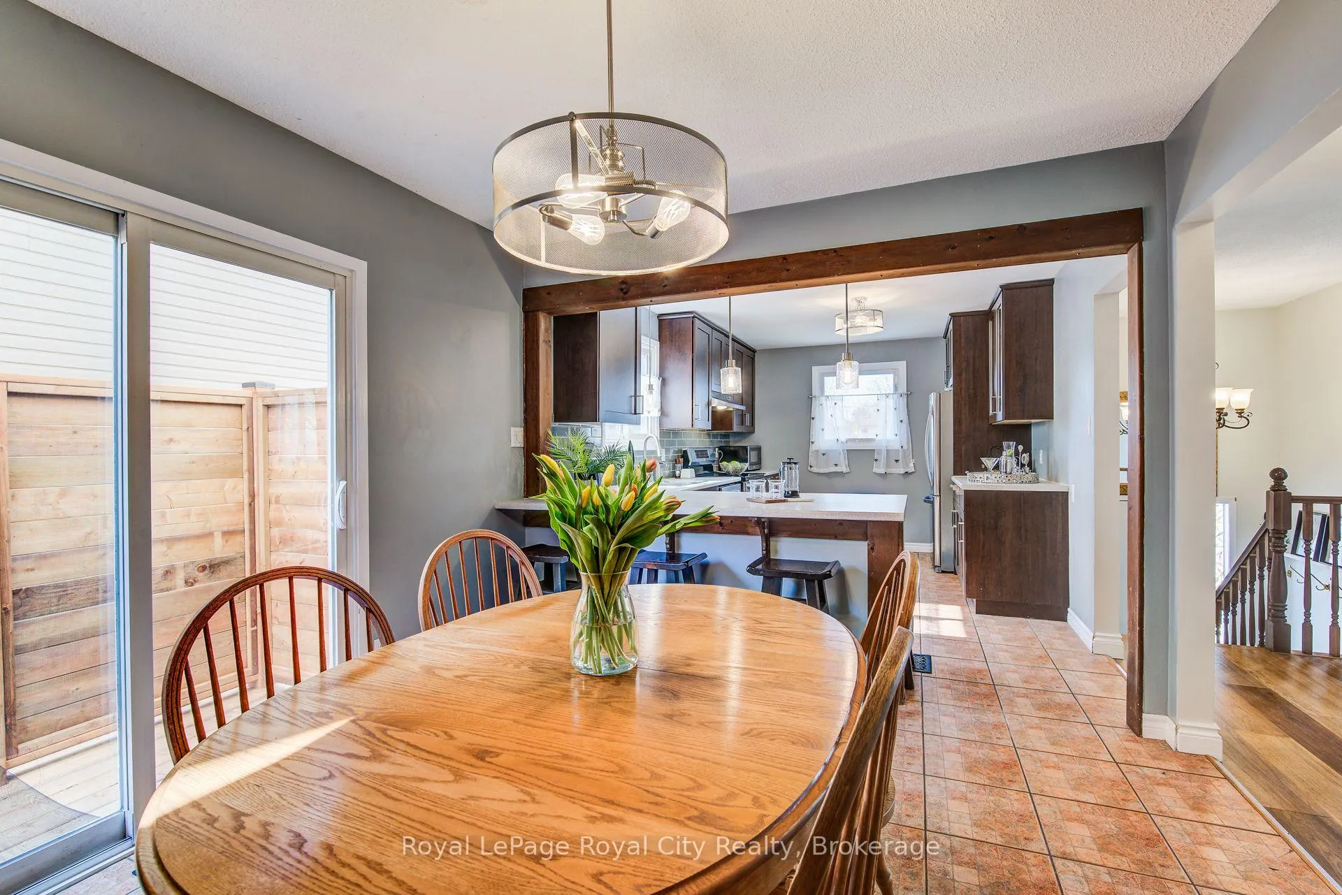 Photo 17 of 418 Imperial Road S, Guelph, Willow West/Sugarbush/West Acres — HOMEH