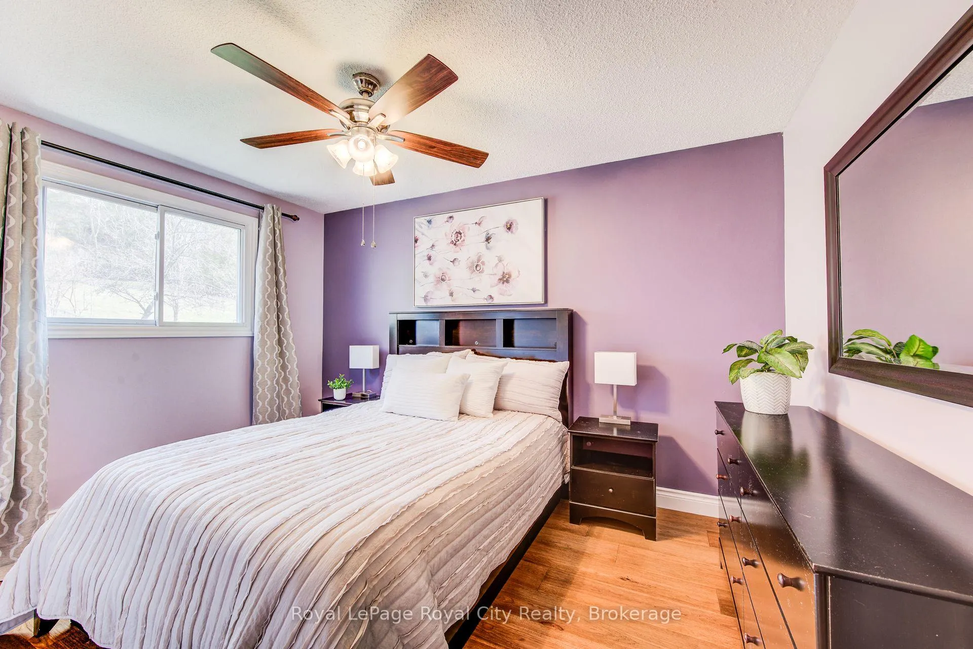 Photo 18 of 418 Imperial Road S, Guelph, Willow West/Sugarbush/West Acres — HOMEH