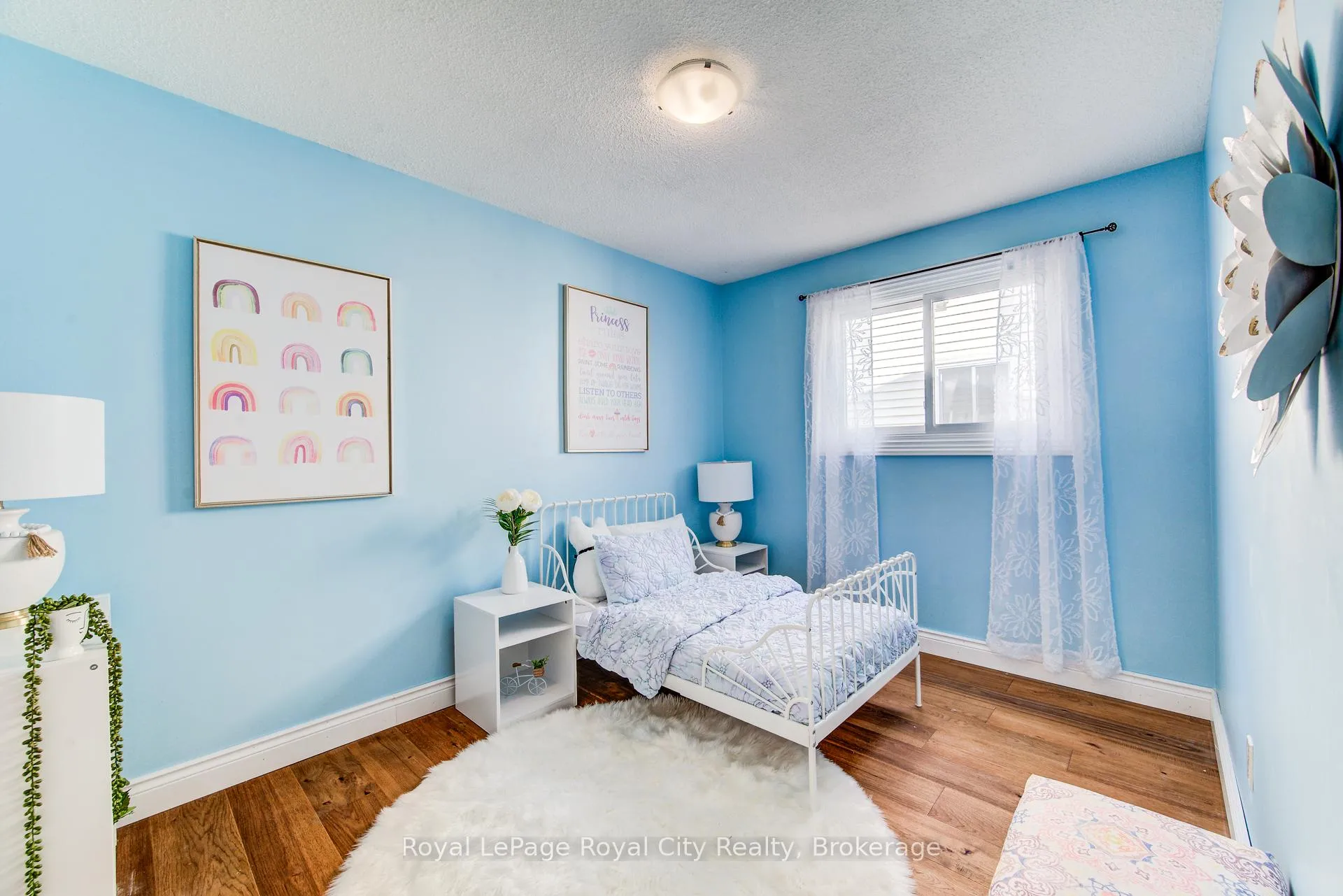 Photo 24 of 418 Imperial Road S, Guelph, Willow West/Sugarbush/West Acres — HOMEH