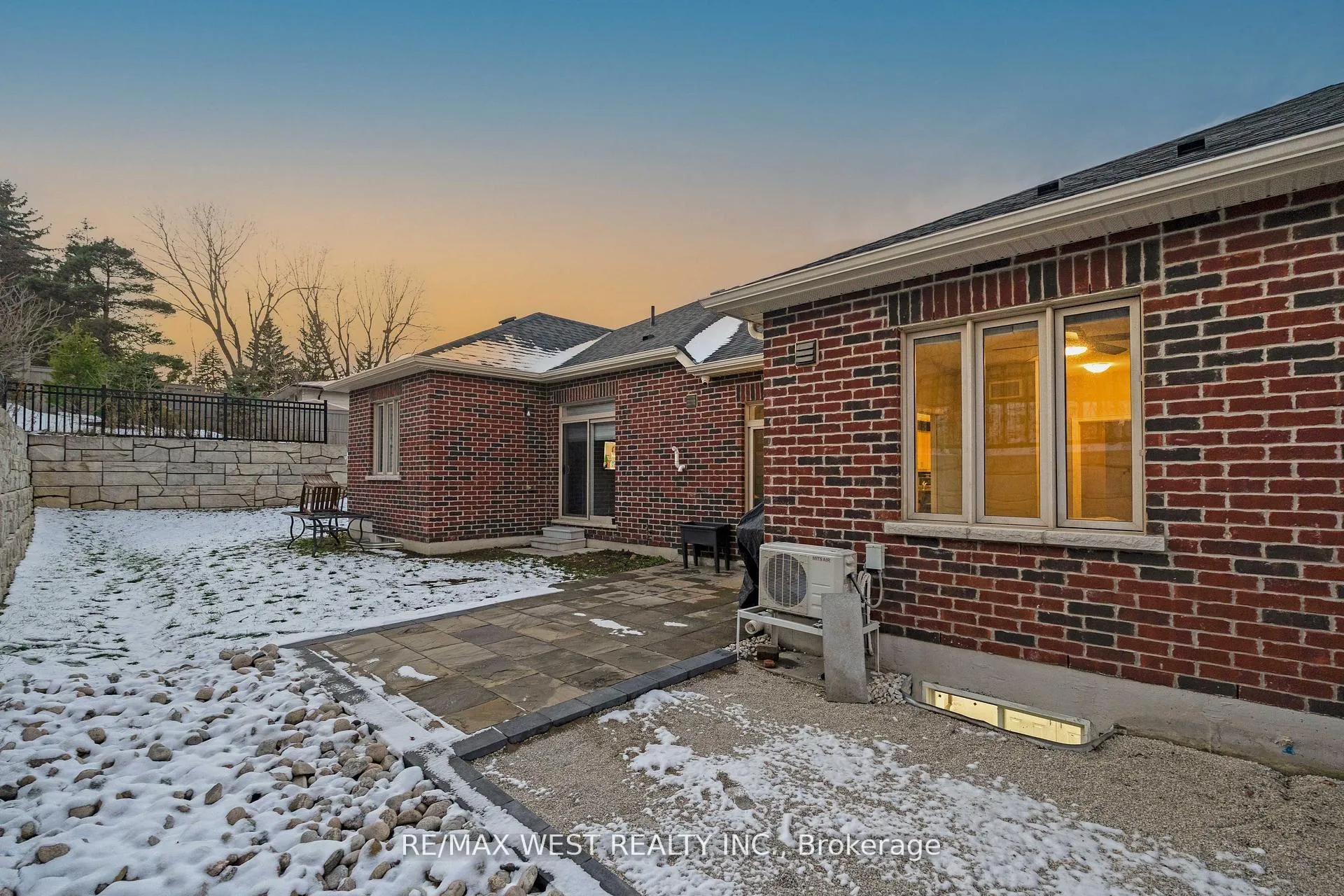 Photo 41 of 39 Gilroy Court, New Tecumseth, Alliston — HOMEH