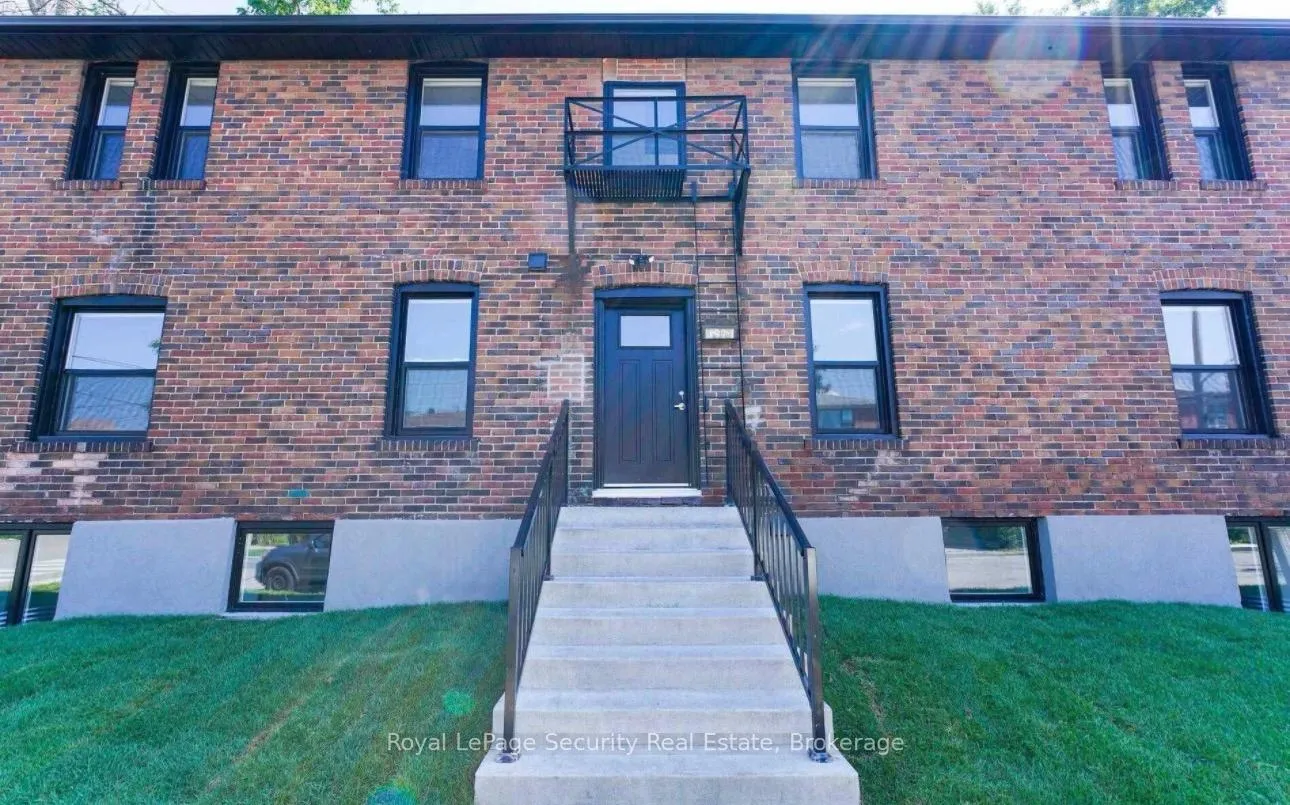 Front of Unit 5, 92 Twelfth Street